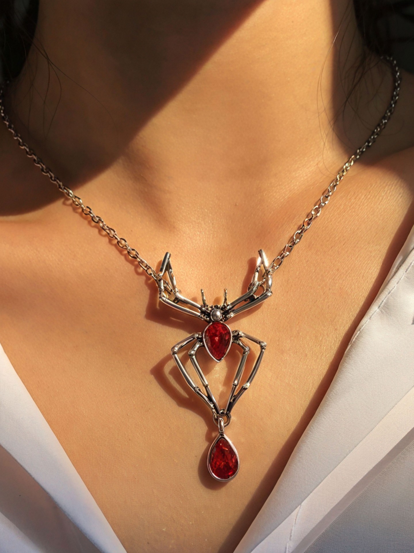 Insect Artificial jewellery - Pendant Necklace