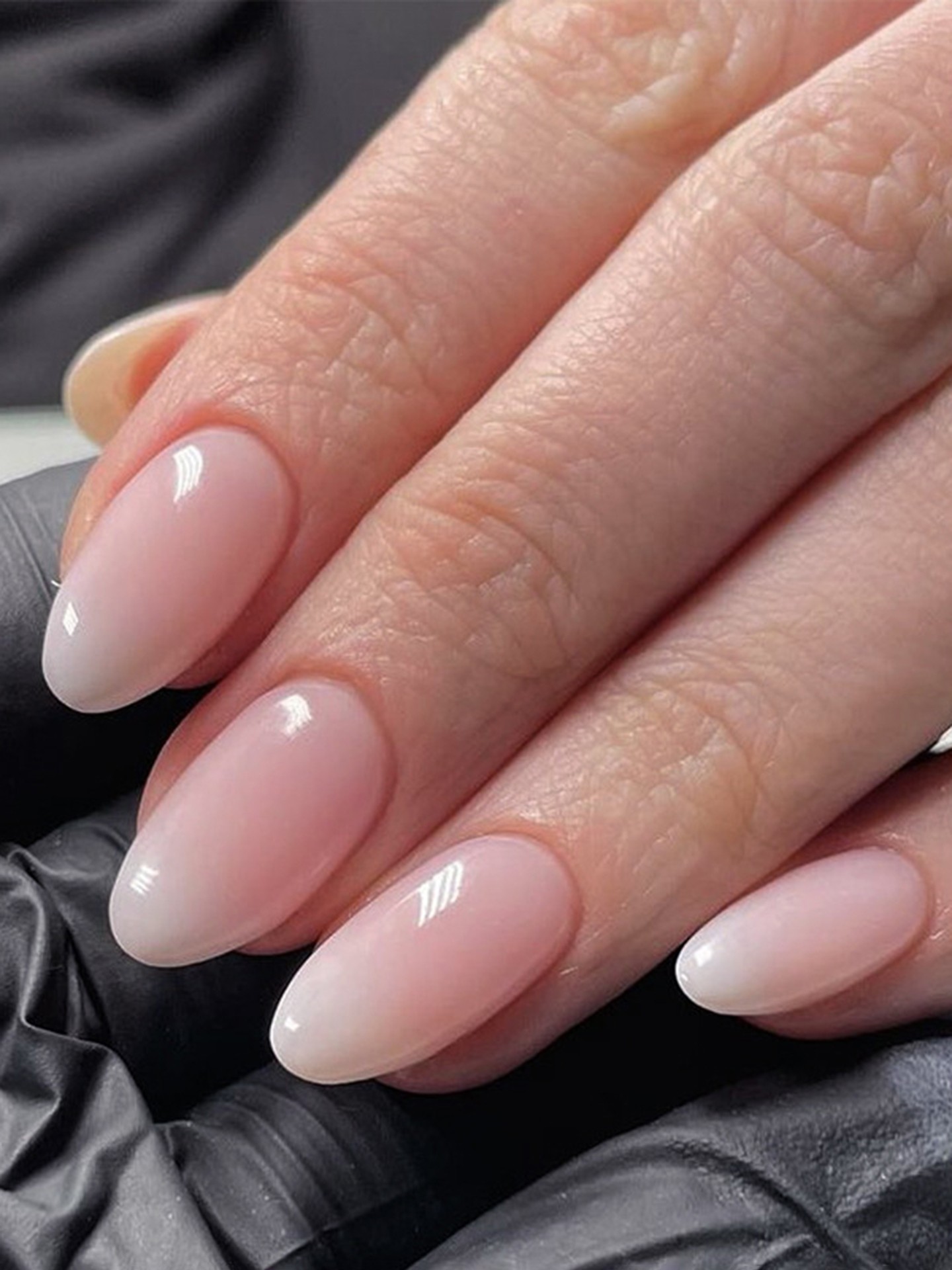 Gradient Artificial Nails
