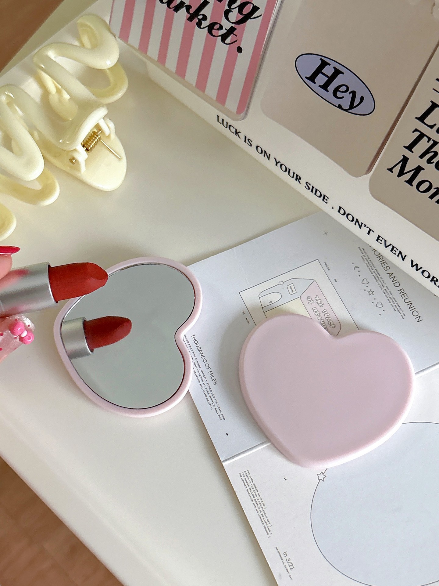 Heart Makeup Mirror