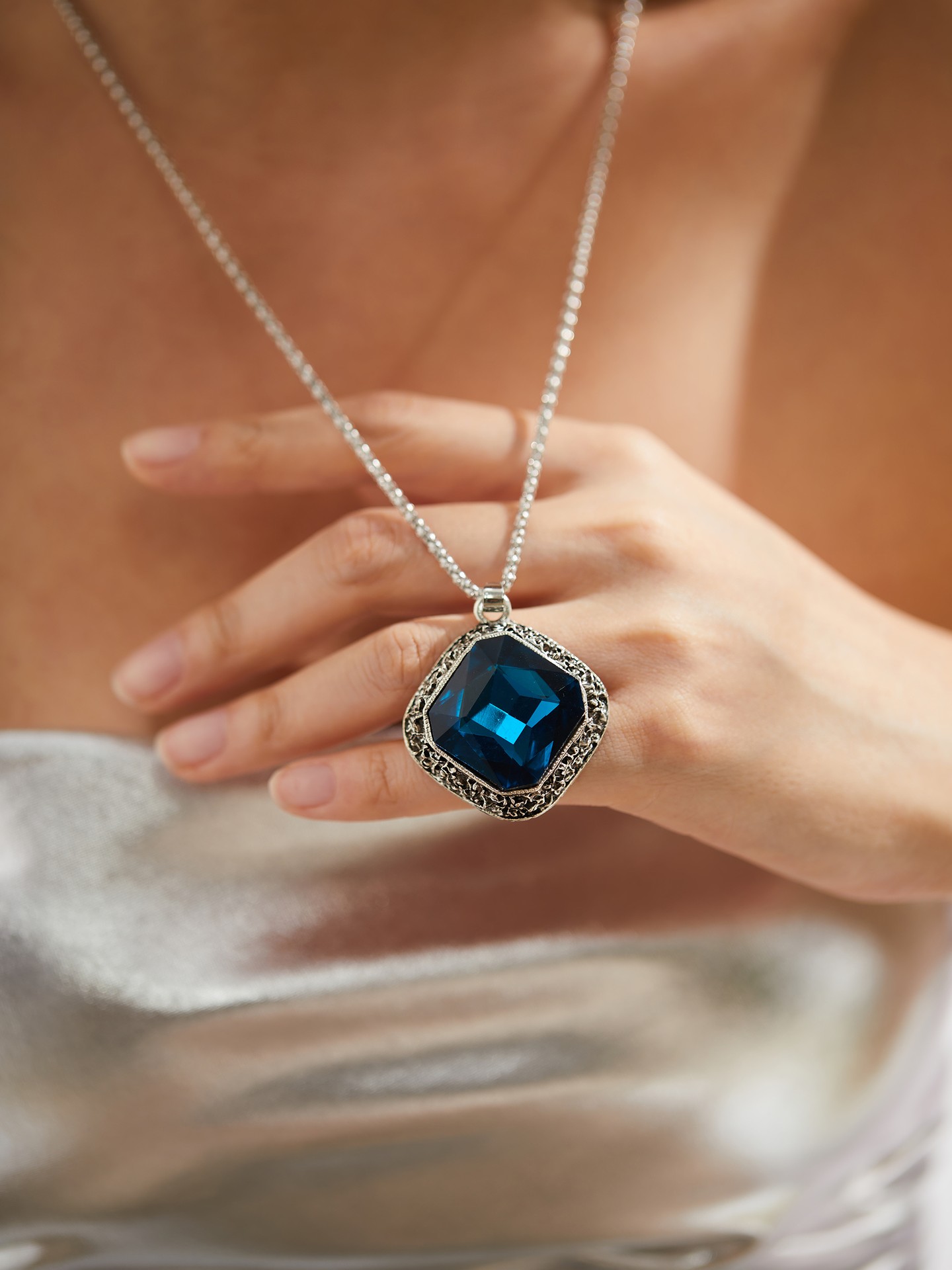 Pendant Chain