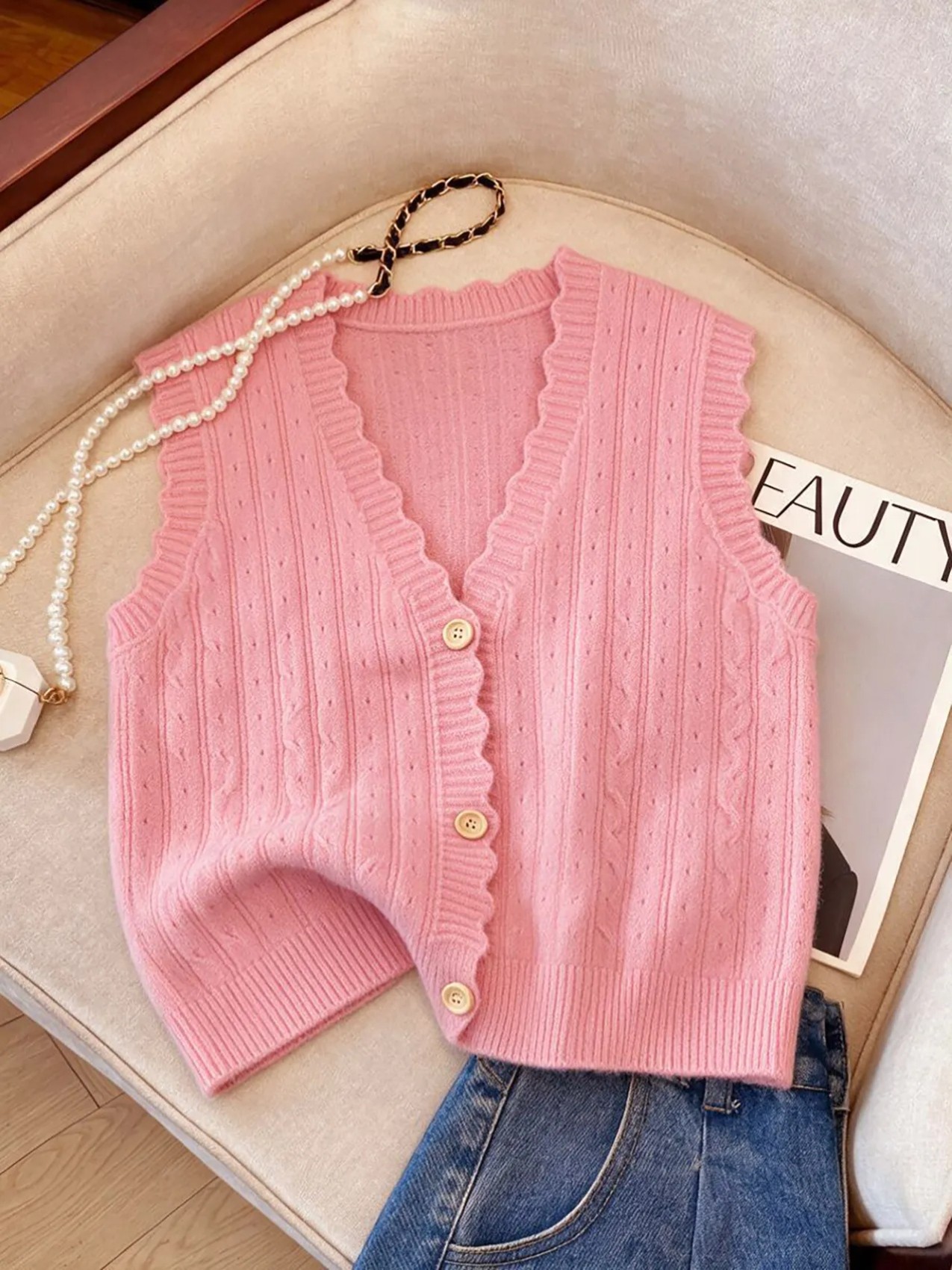 Scallop Edge Knit Top