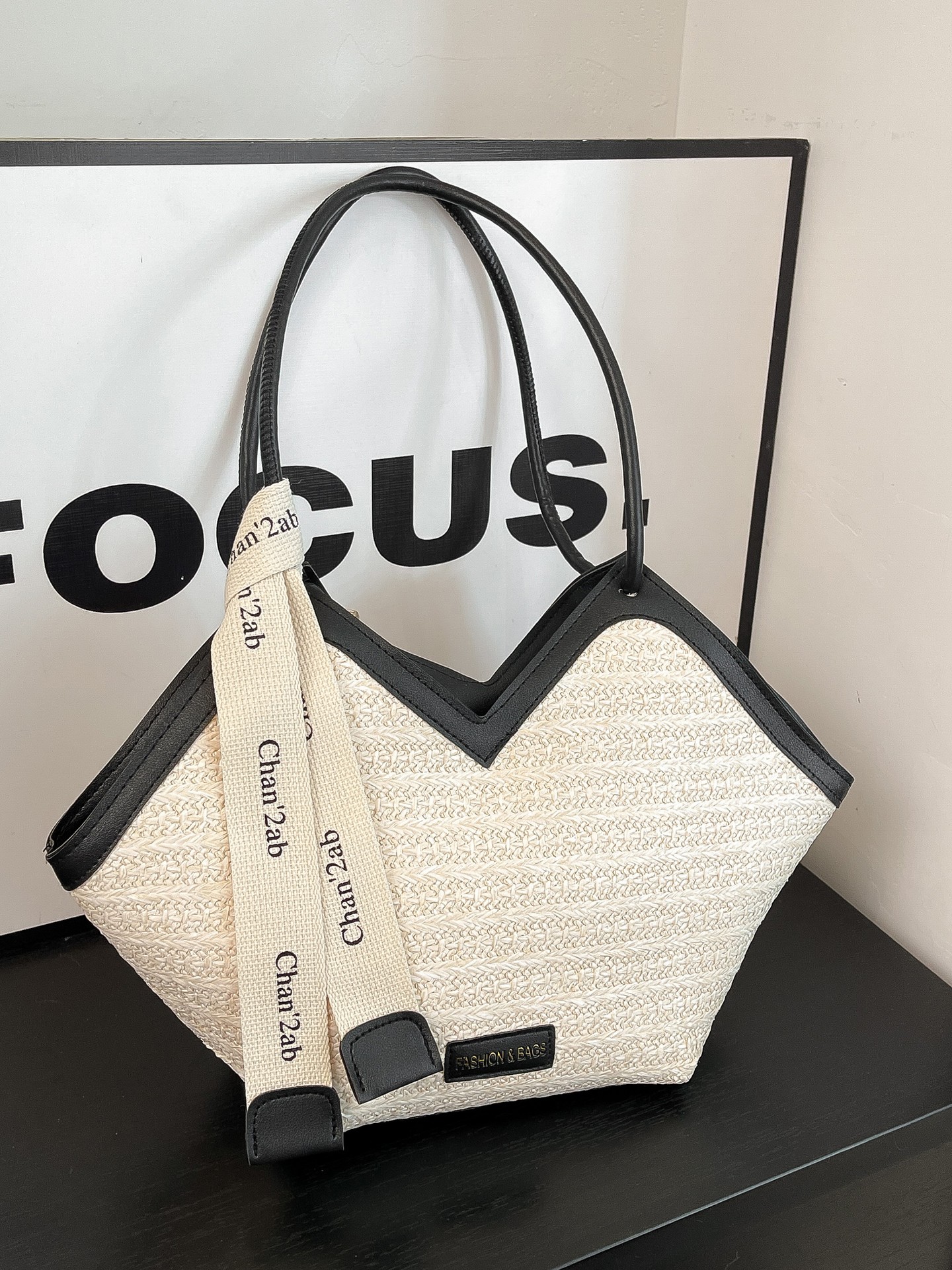 Sash Totes Bag