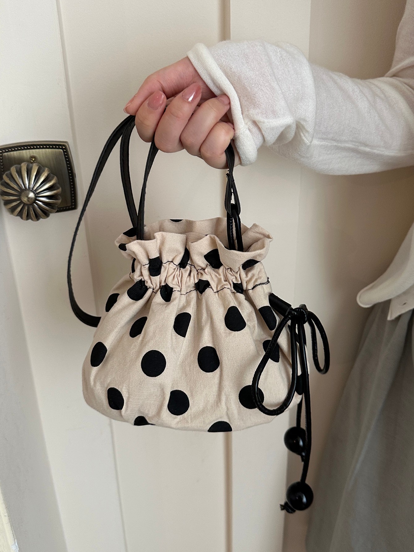 Round Shoulder Bag