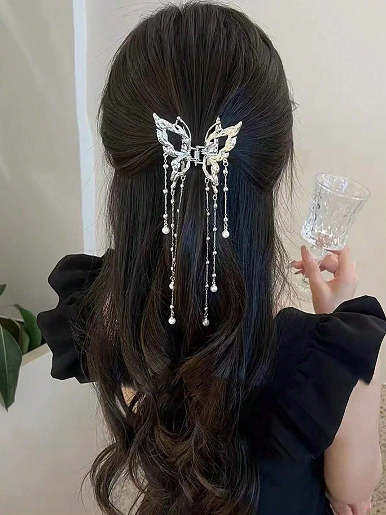 Fringe Hair Claws