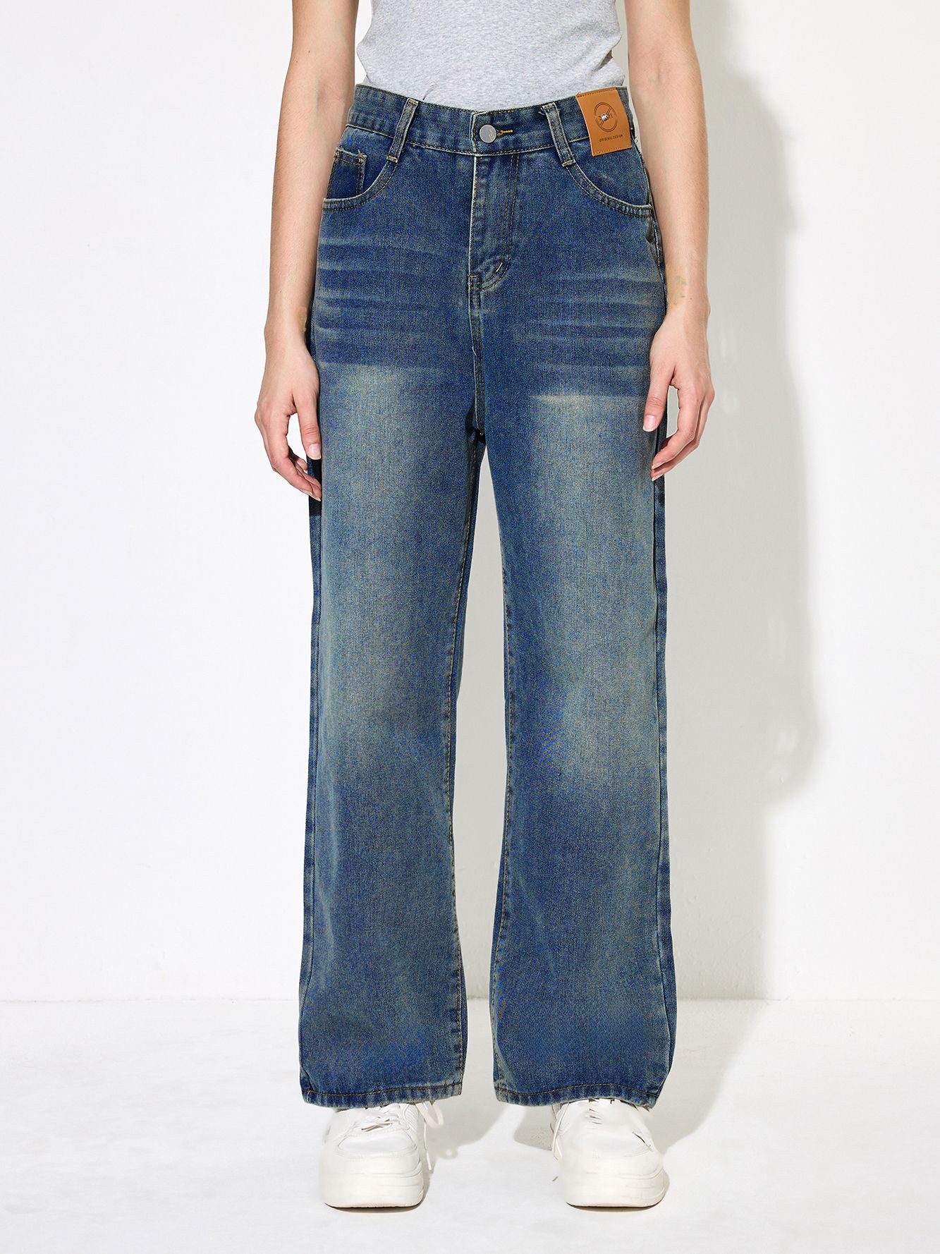 Regular Waist Straight Leg Jeans