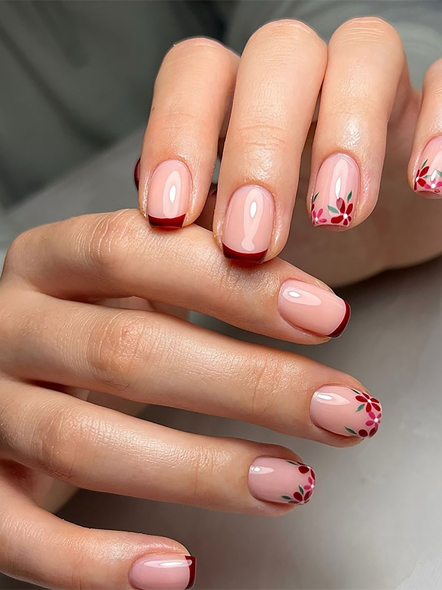 Ditsy Floral Press on Nails