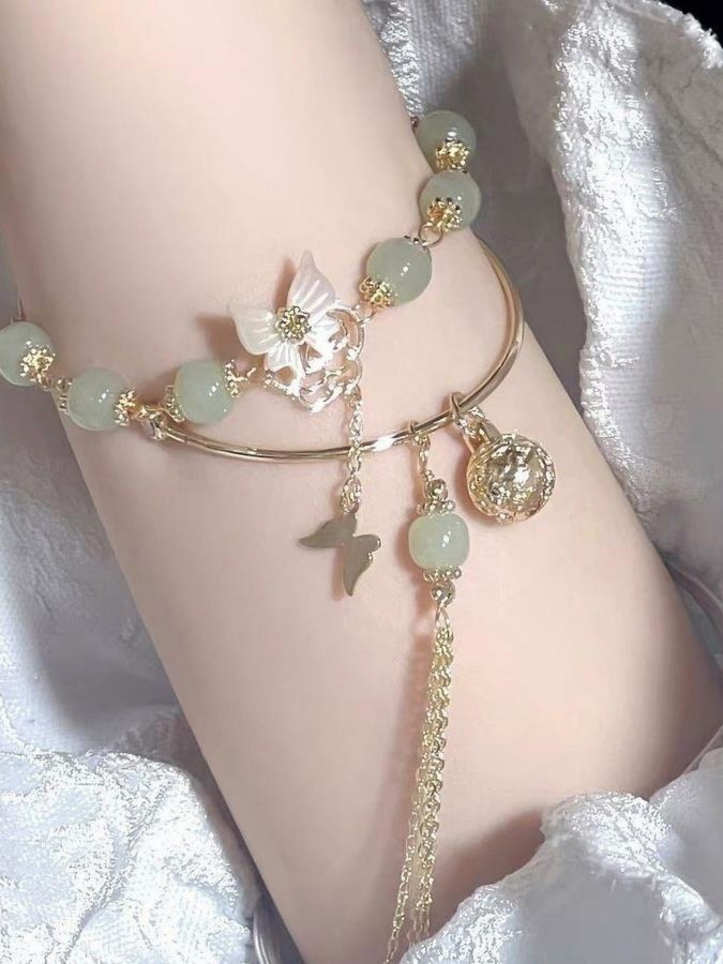 Wings Bracelet Set