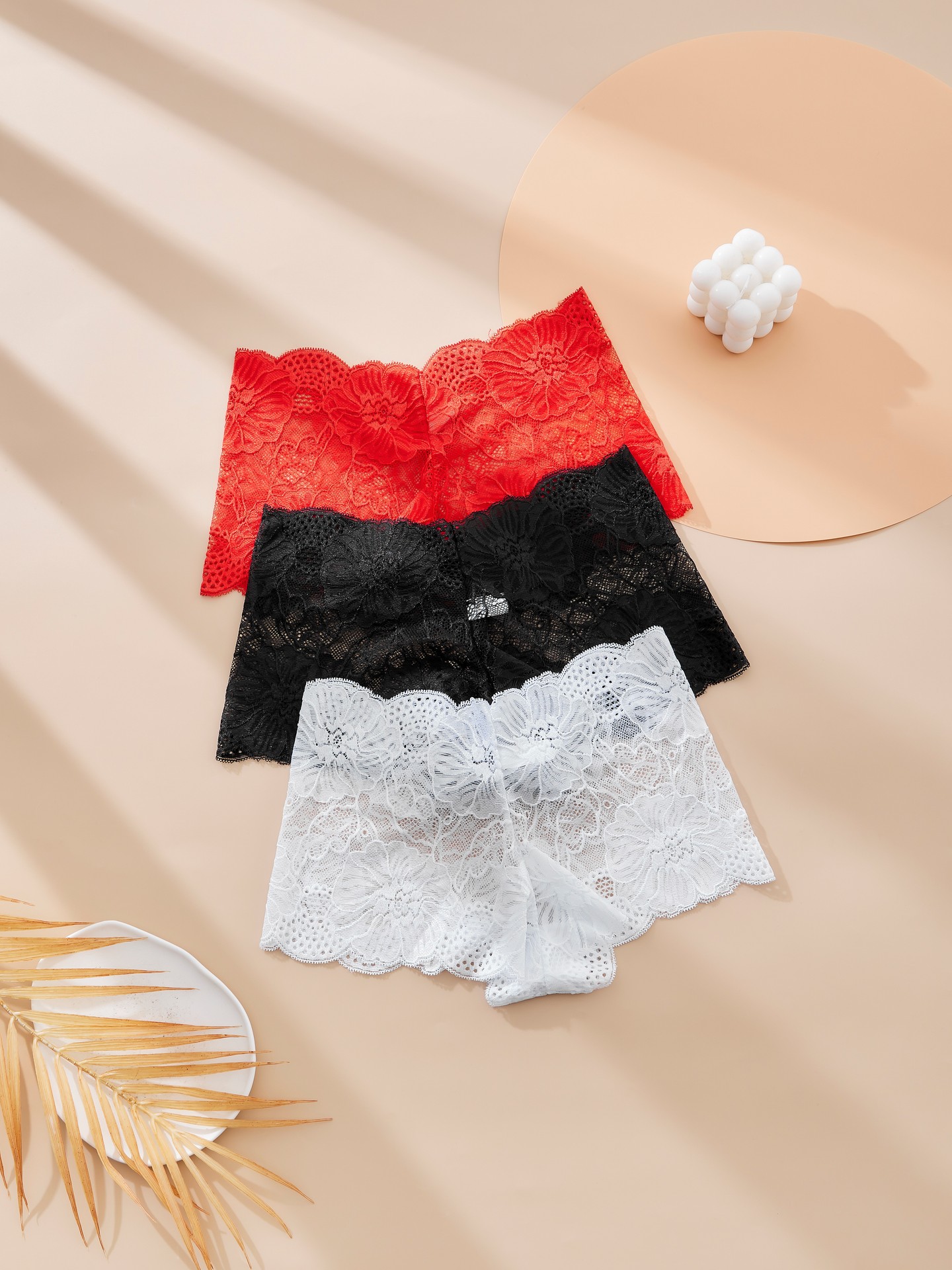 Delicate Floral Lace Shortie