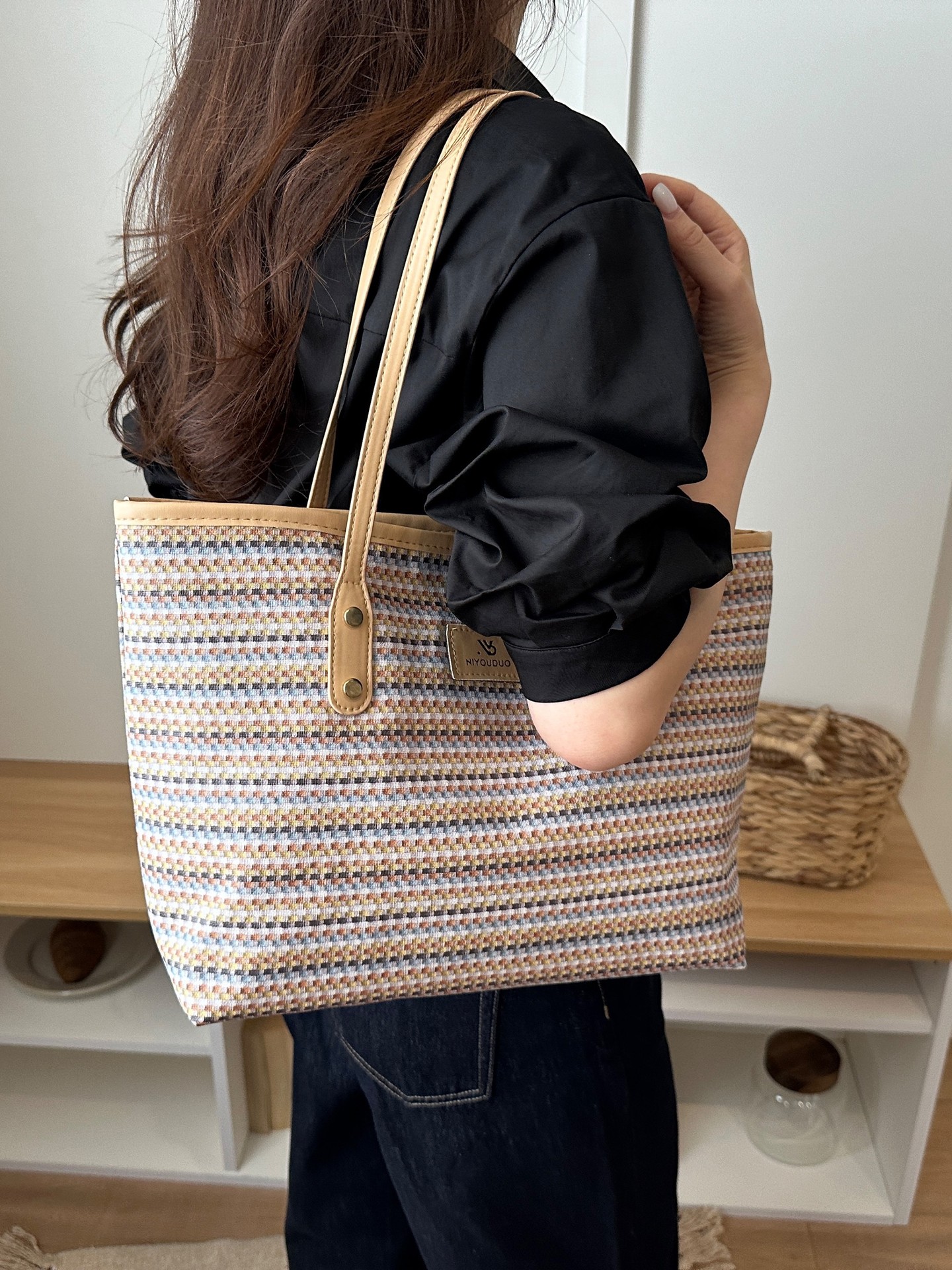 Knitted Shoulder Bag