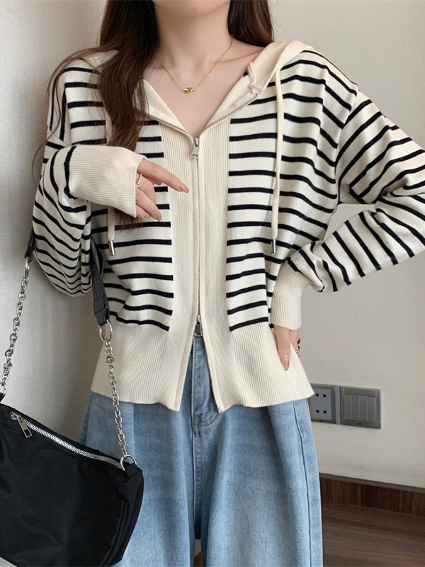 Decorative Zipper Head Knit Cardigan
