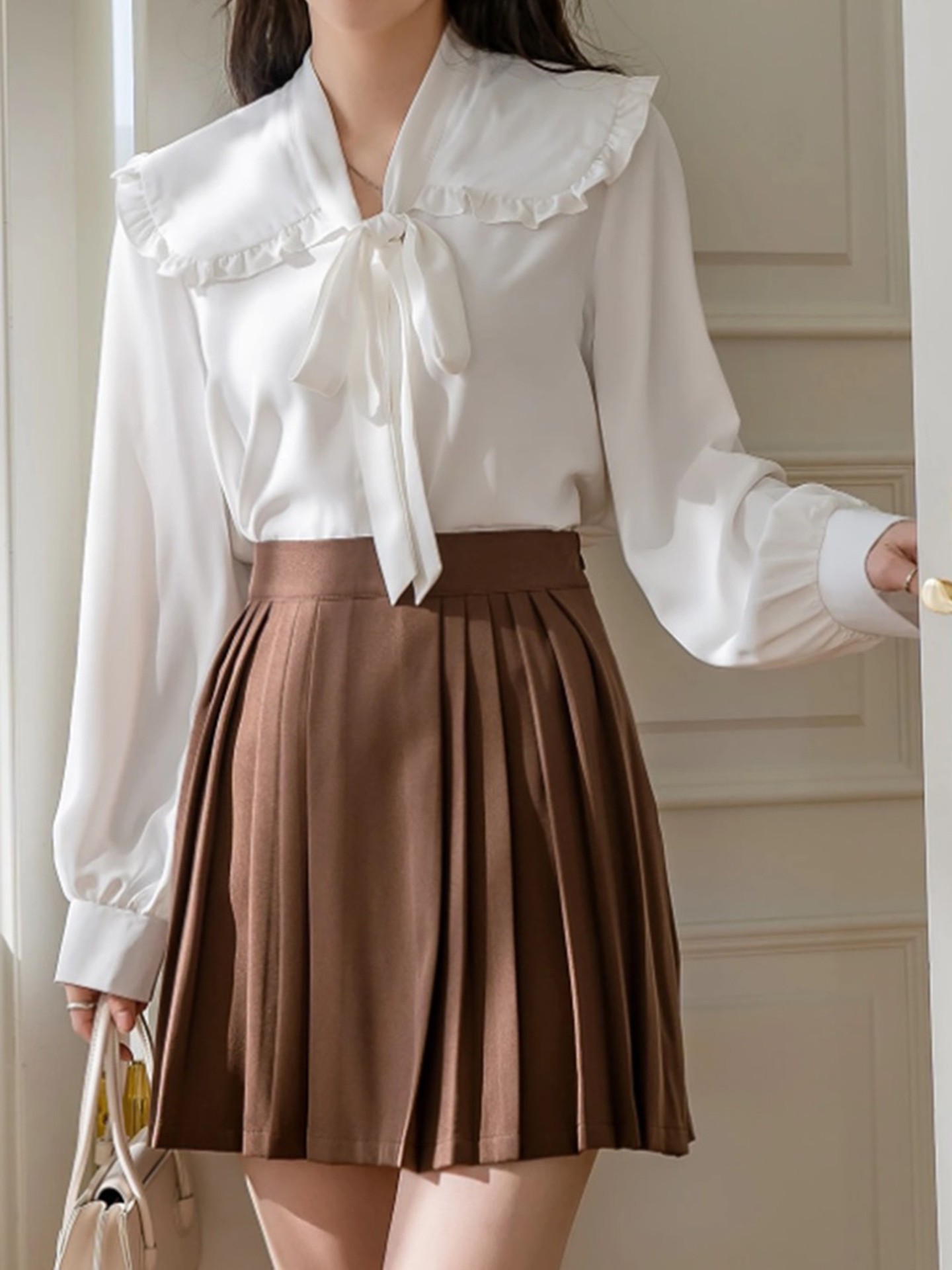 Romantic Ruffled Collar Bow Tie Blouse