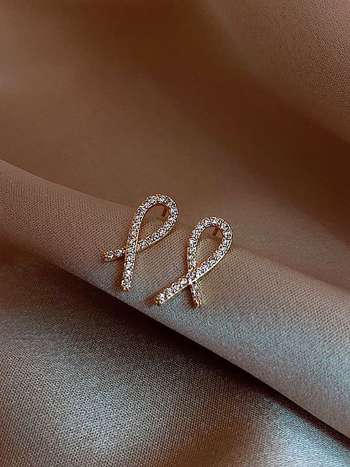 Knot Artificial Jewellery - Stud