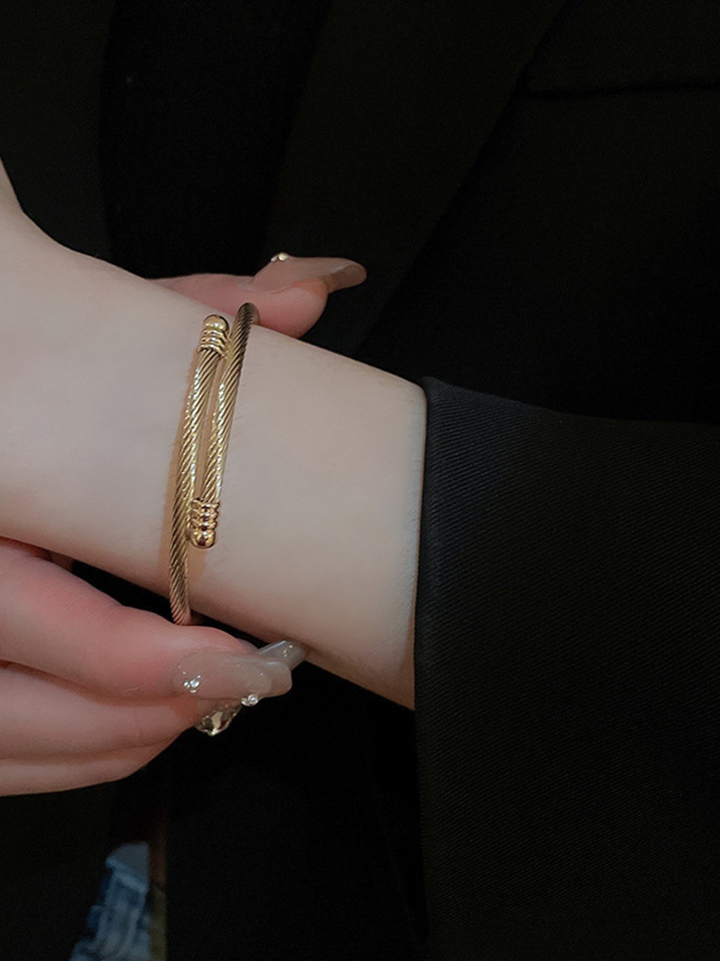 Twisted Cable Gold Bangle Bracelet
