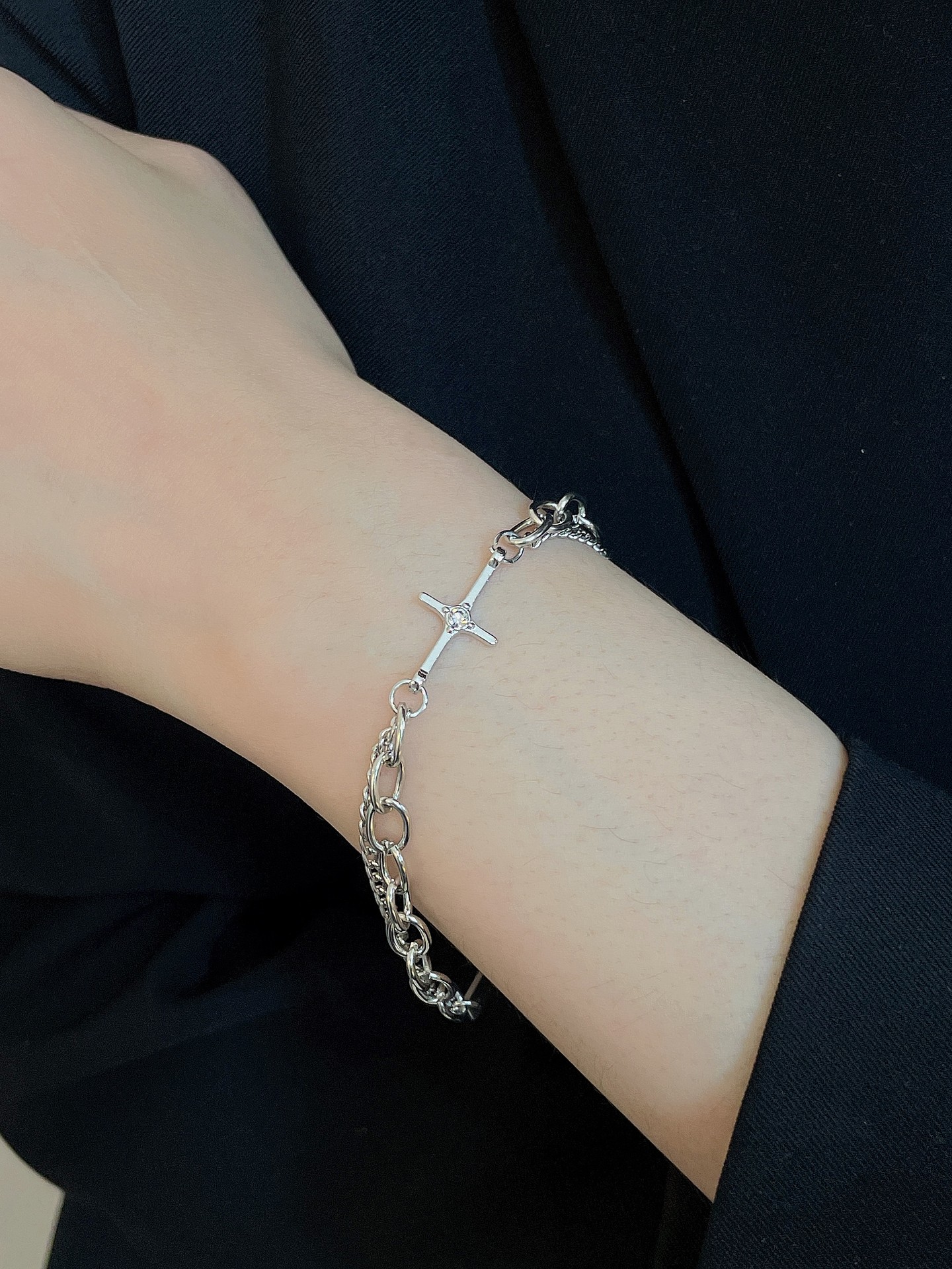 Rhinestone Fashion Bracelet