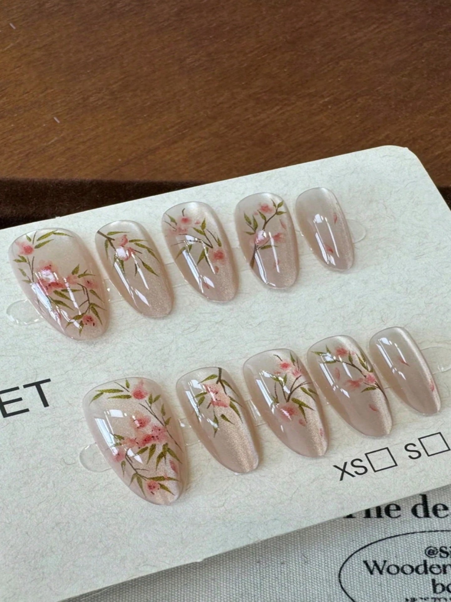 Hand-Made Flowers Artificial Nails