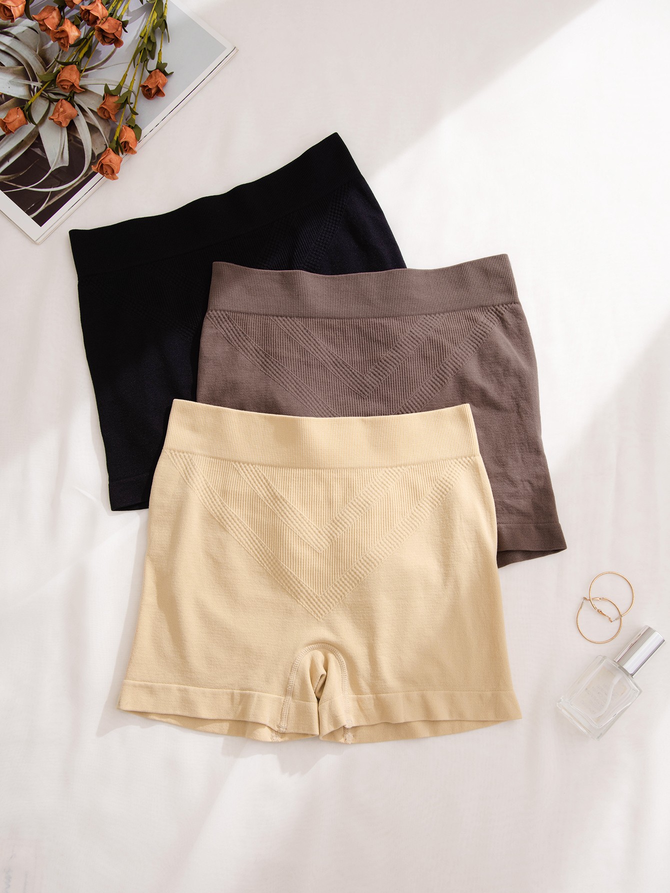 Smooth-Fit Seamless High Waist Shortie