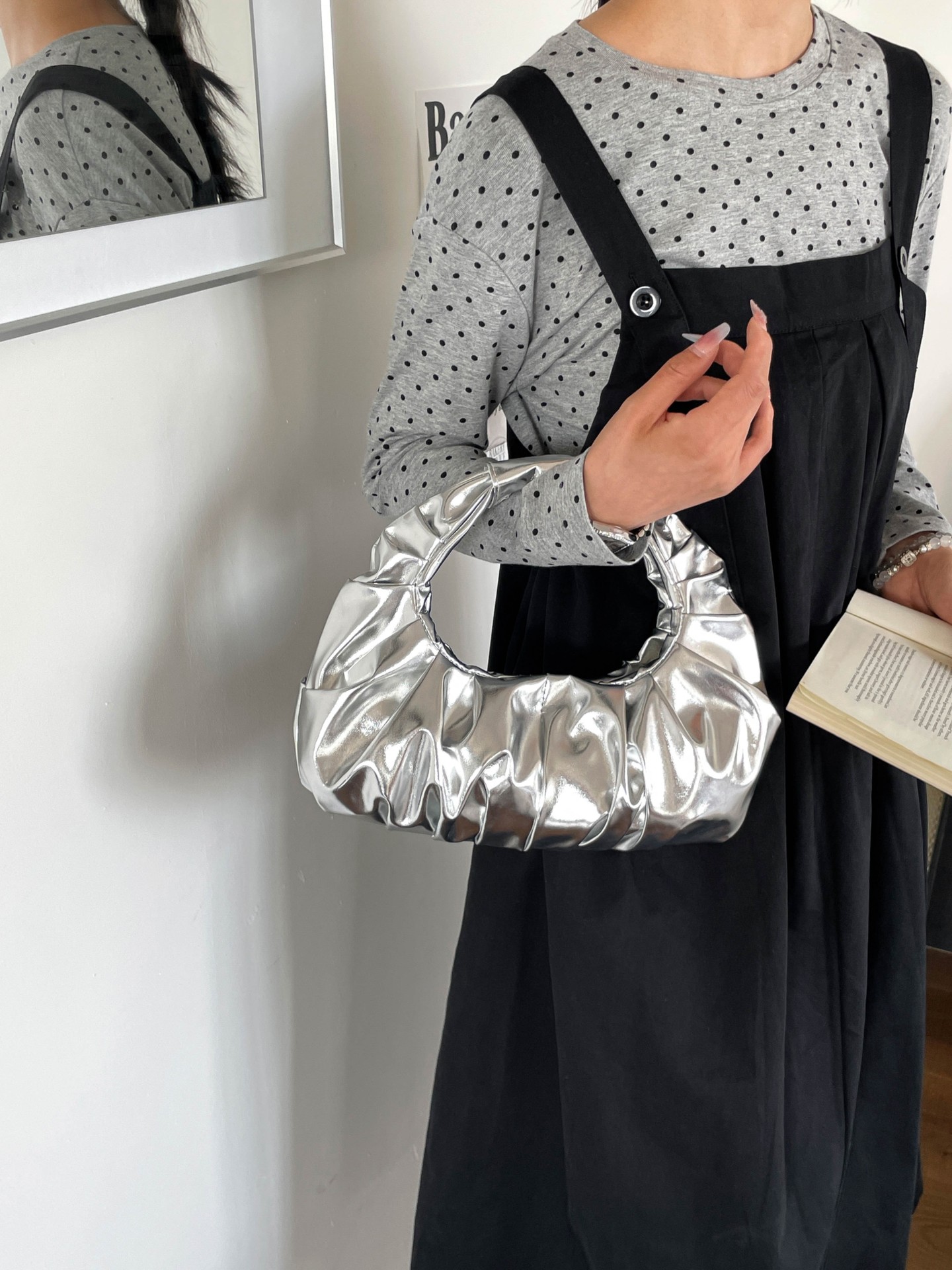 Cloud Top Handle Bags