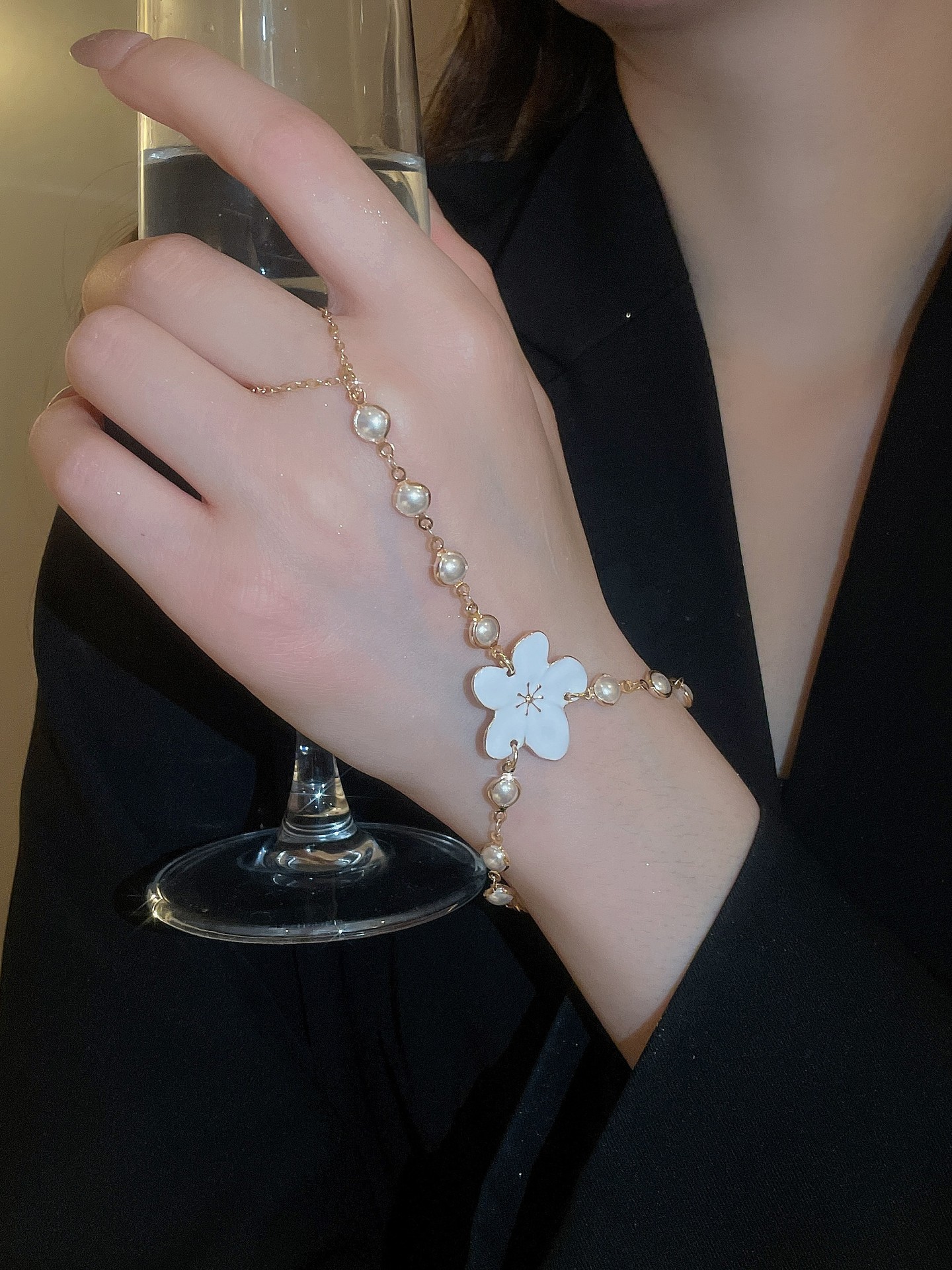 Ball Finger Ring Bracelet