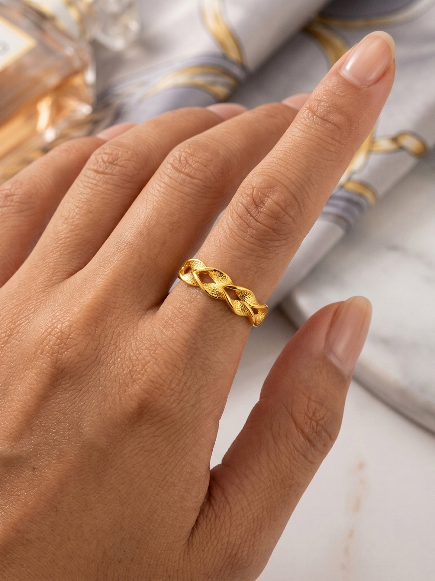 Circular Ring Fashion Ring