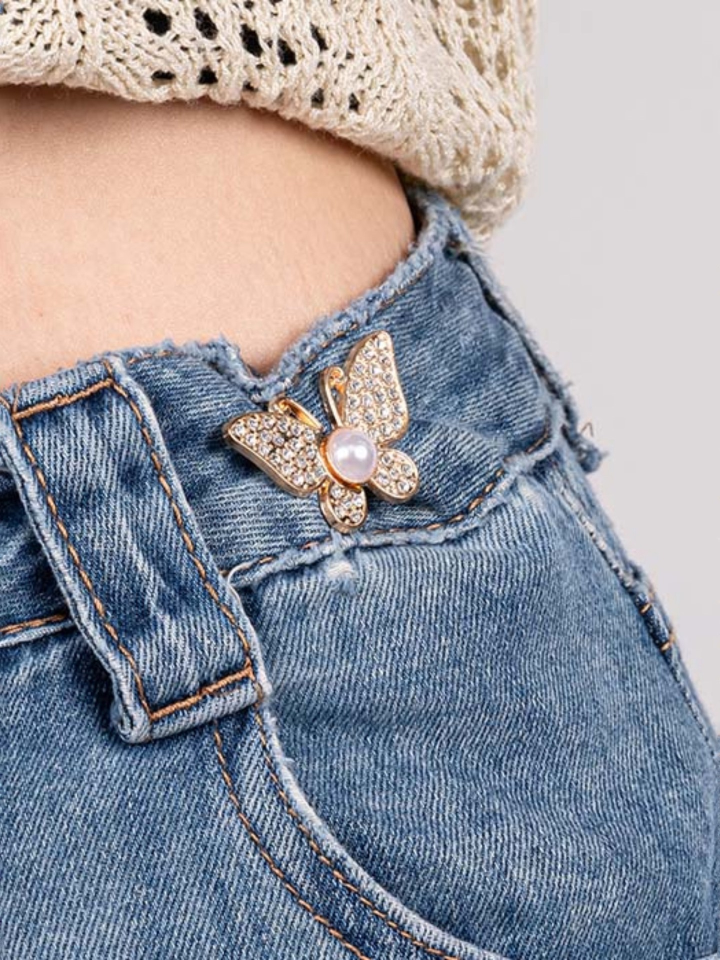 Sweet Butterfly Crystal Clothing Adjuster