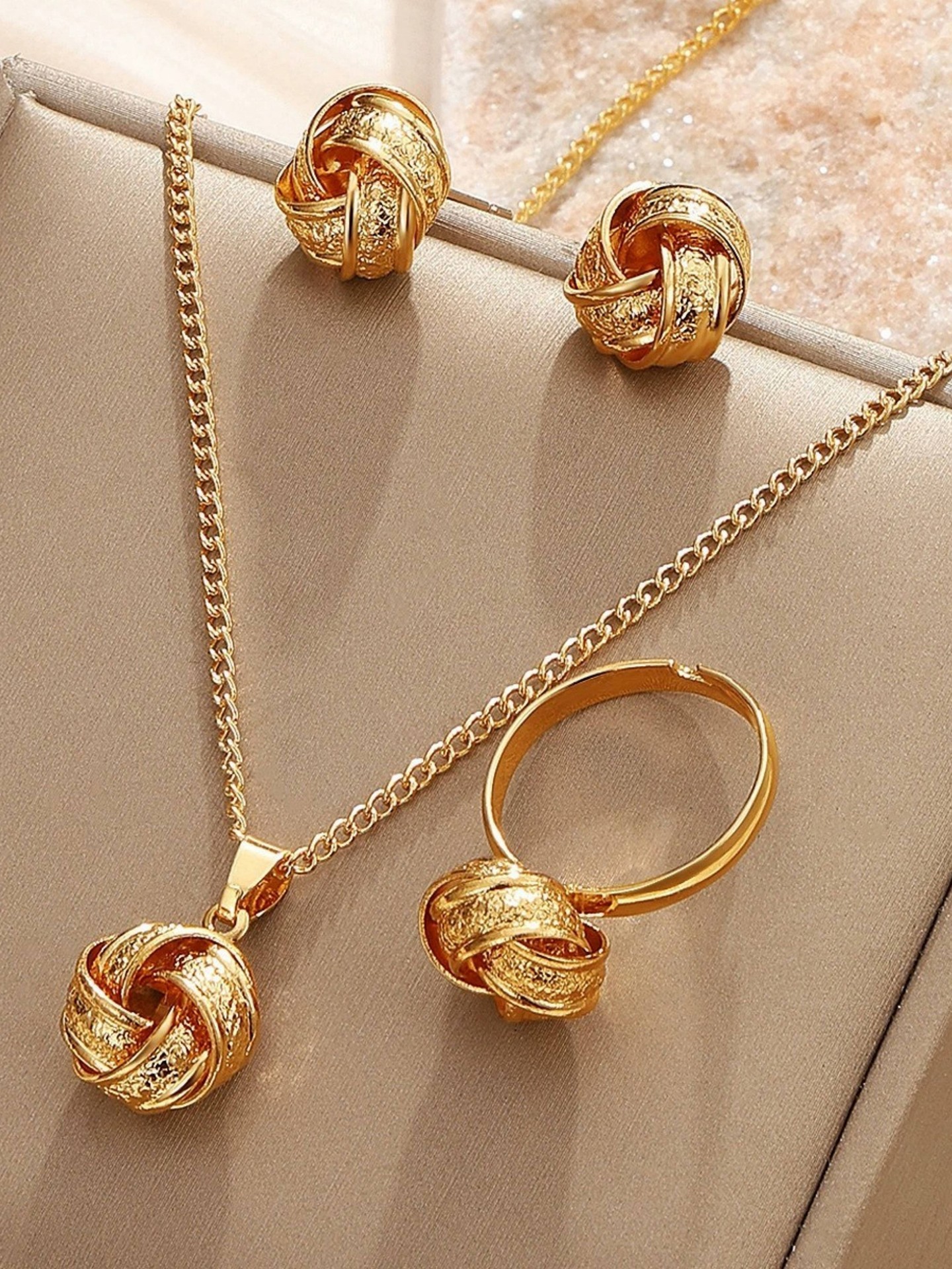 Imitation/Artificial Jewellery 4Pcs