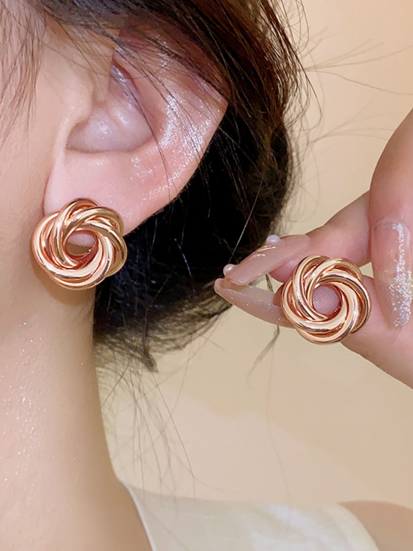 Geometric Artificial Jewellery - Stud