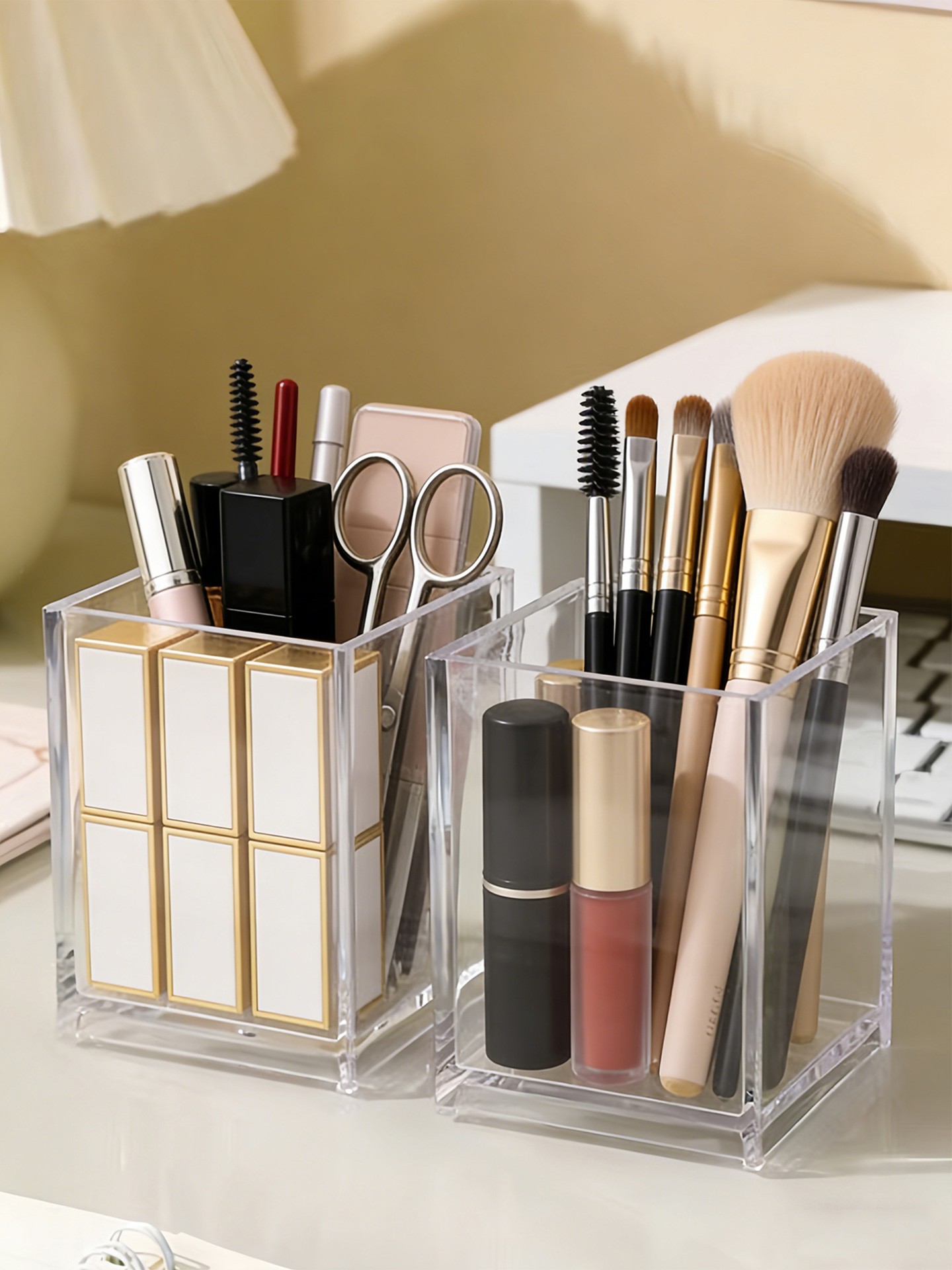 Minimalism Brush Shelf