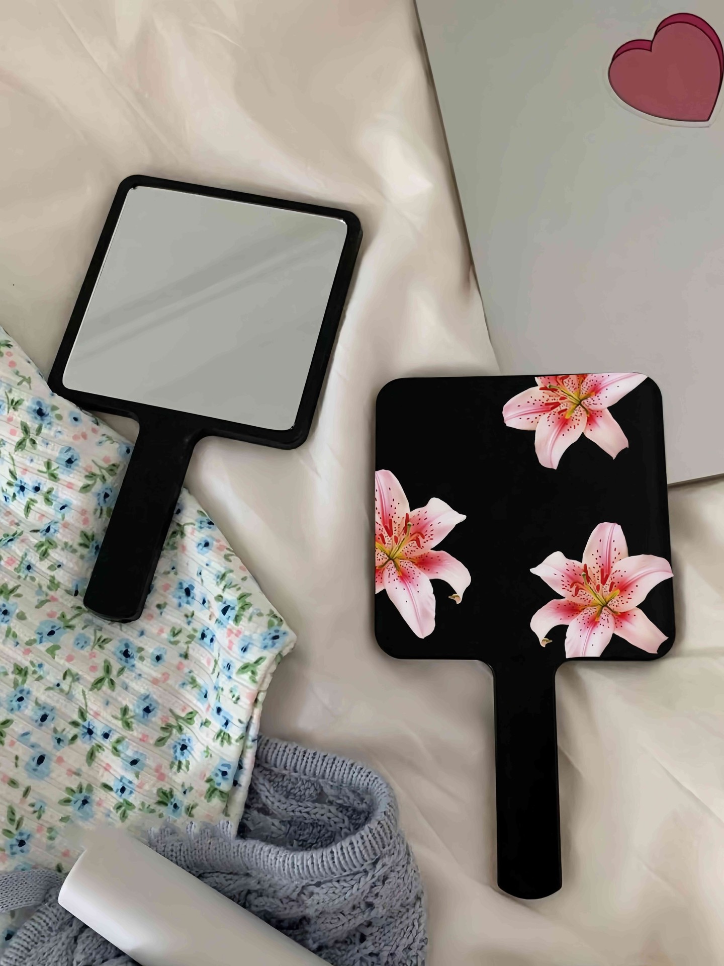 Flowers Makeup Mirror