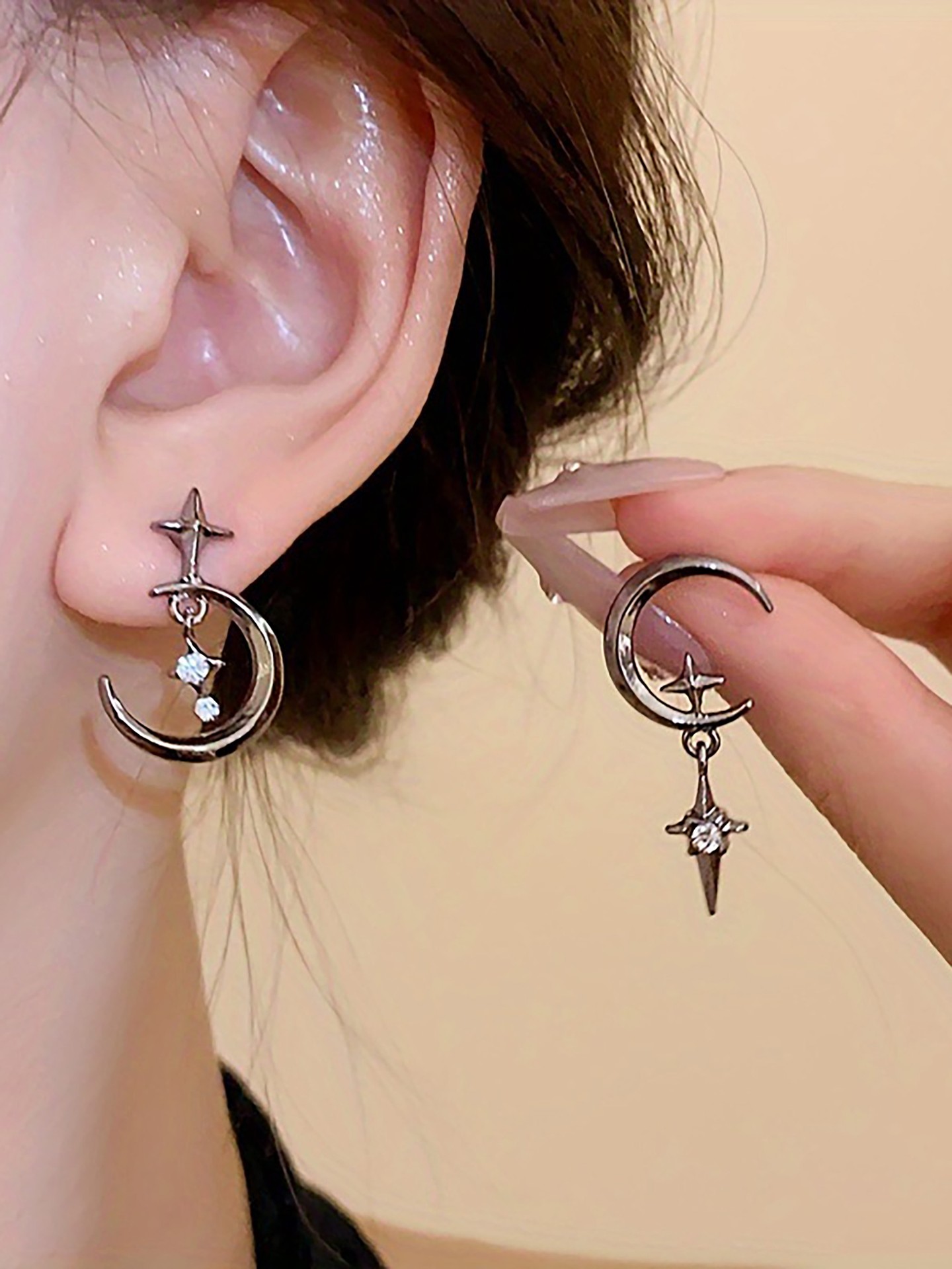 Moon Artificial Jewellery - Dangle