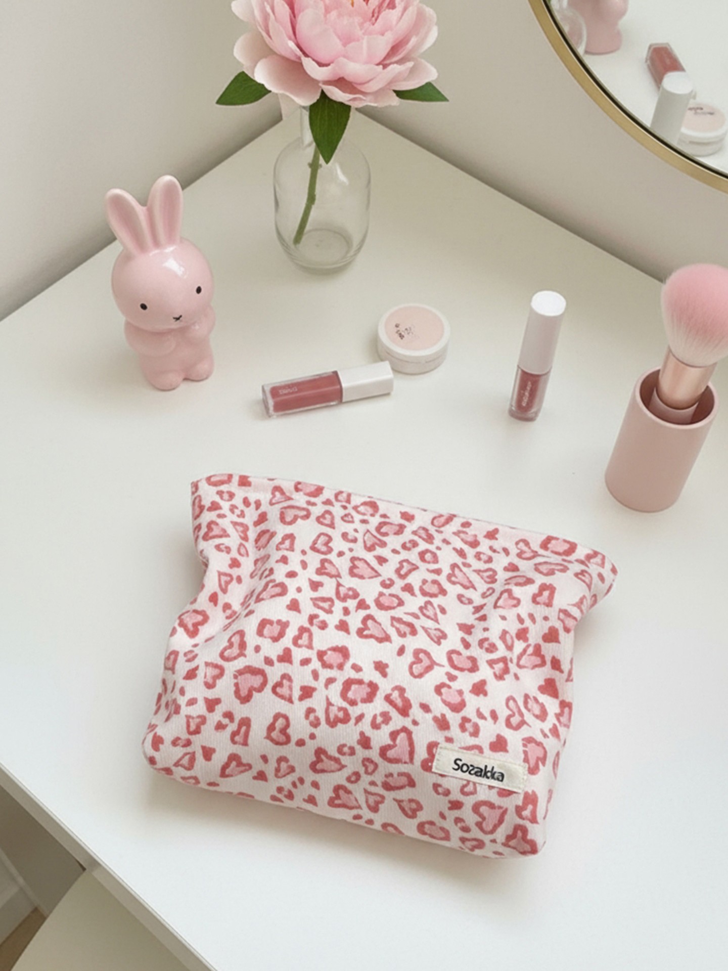 Leopard-print Makeup Bag