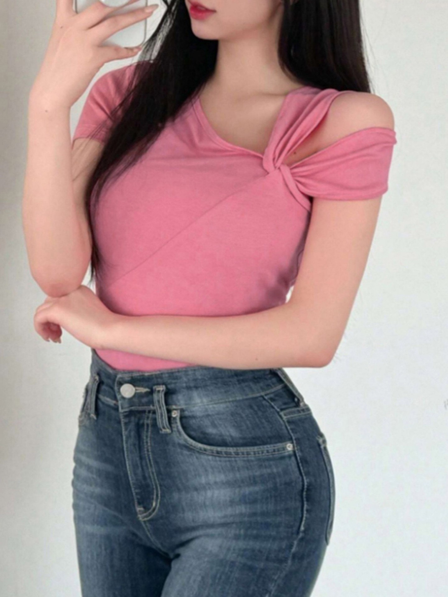 First-Date Twist Knot Cold-Shoulder Top