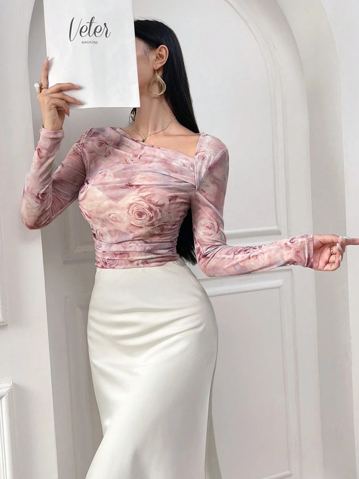 Elegant Fitted Sleeve Watercolour Floral Draped top