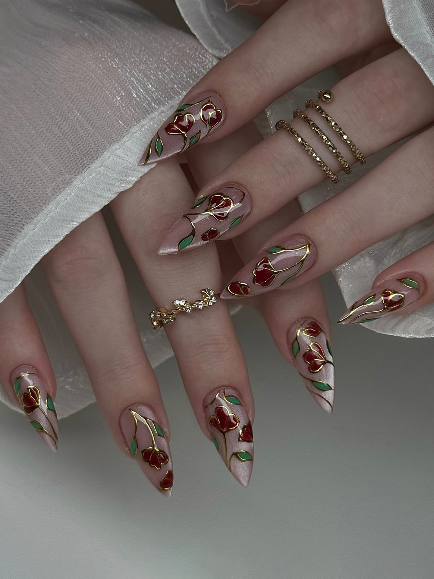 False Nail