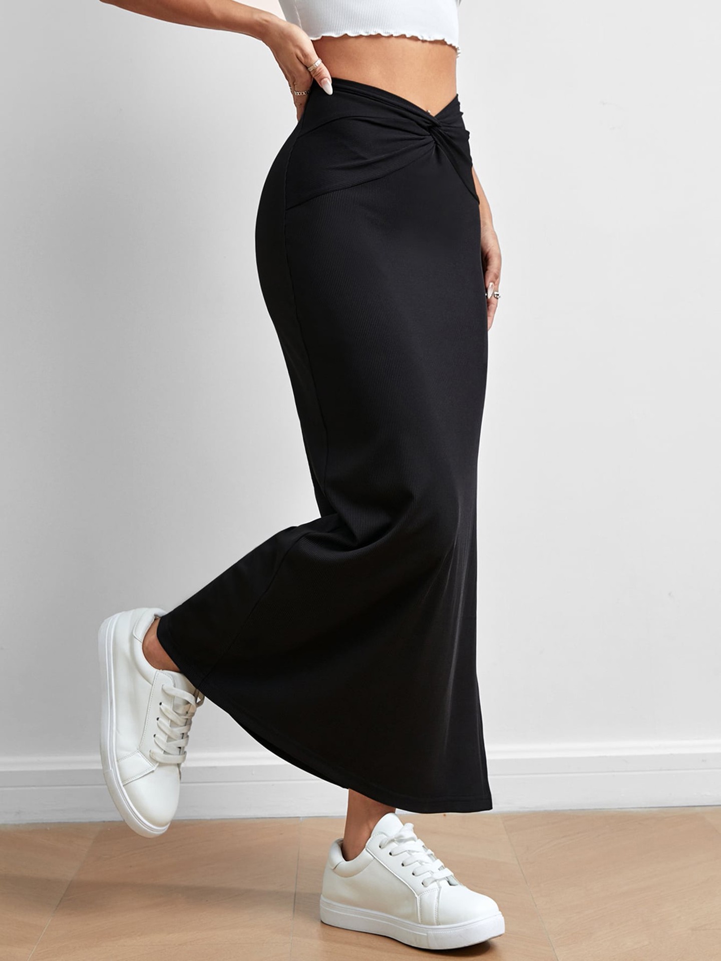 Gathered Slit Skirt