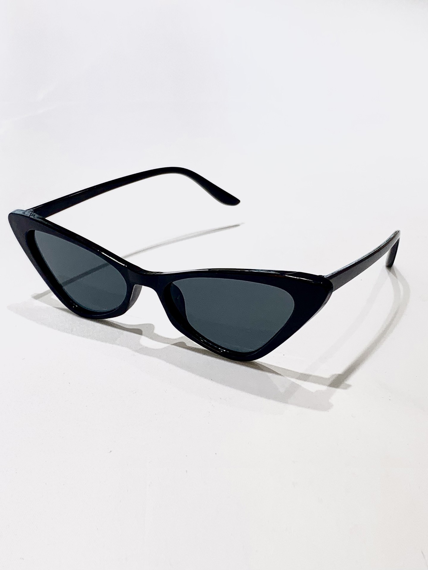 Vintage Cat-Eye Retro Sunglasses