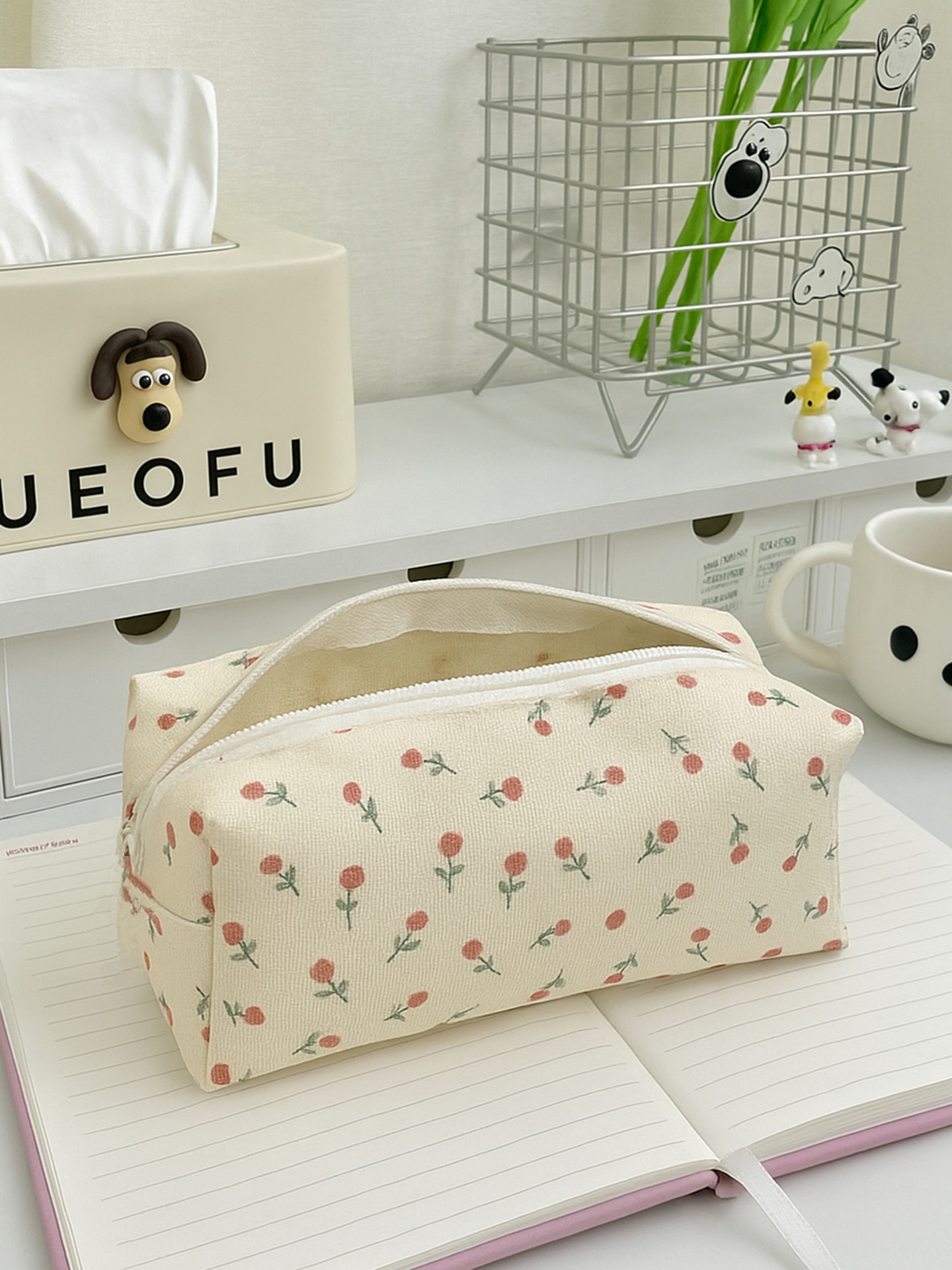 Flowers Makeup Pouch