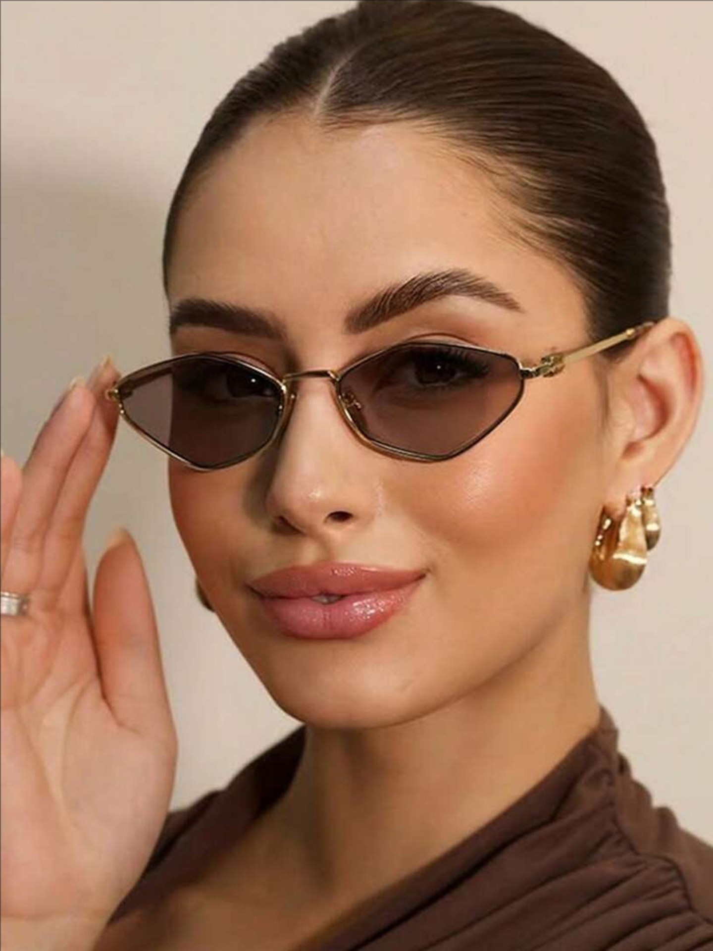 Metal Detail Retro Sunglasses