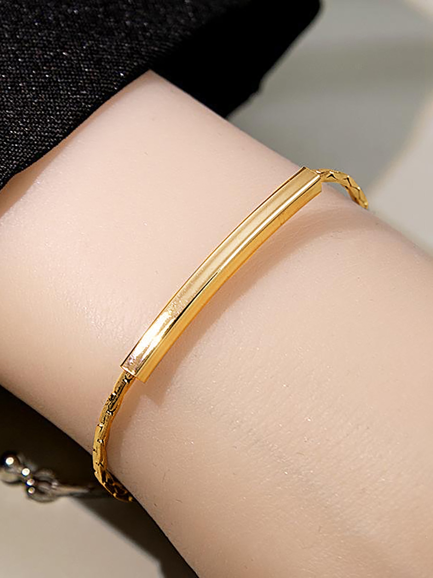 Geometric Fashion Bracelet