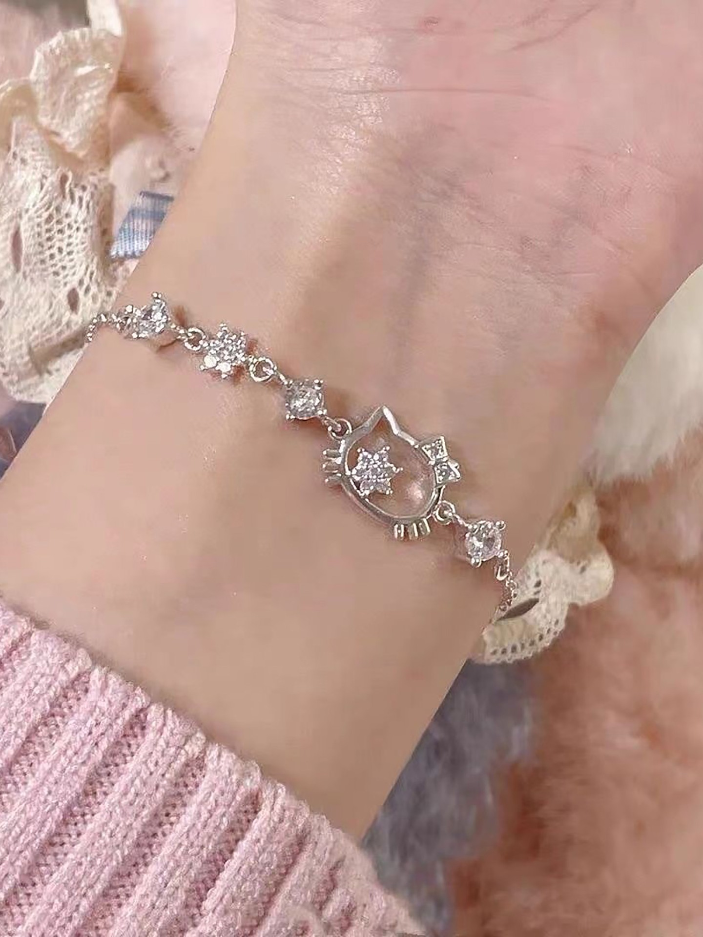 Hello Kitty Fashion Bracelet