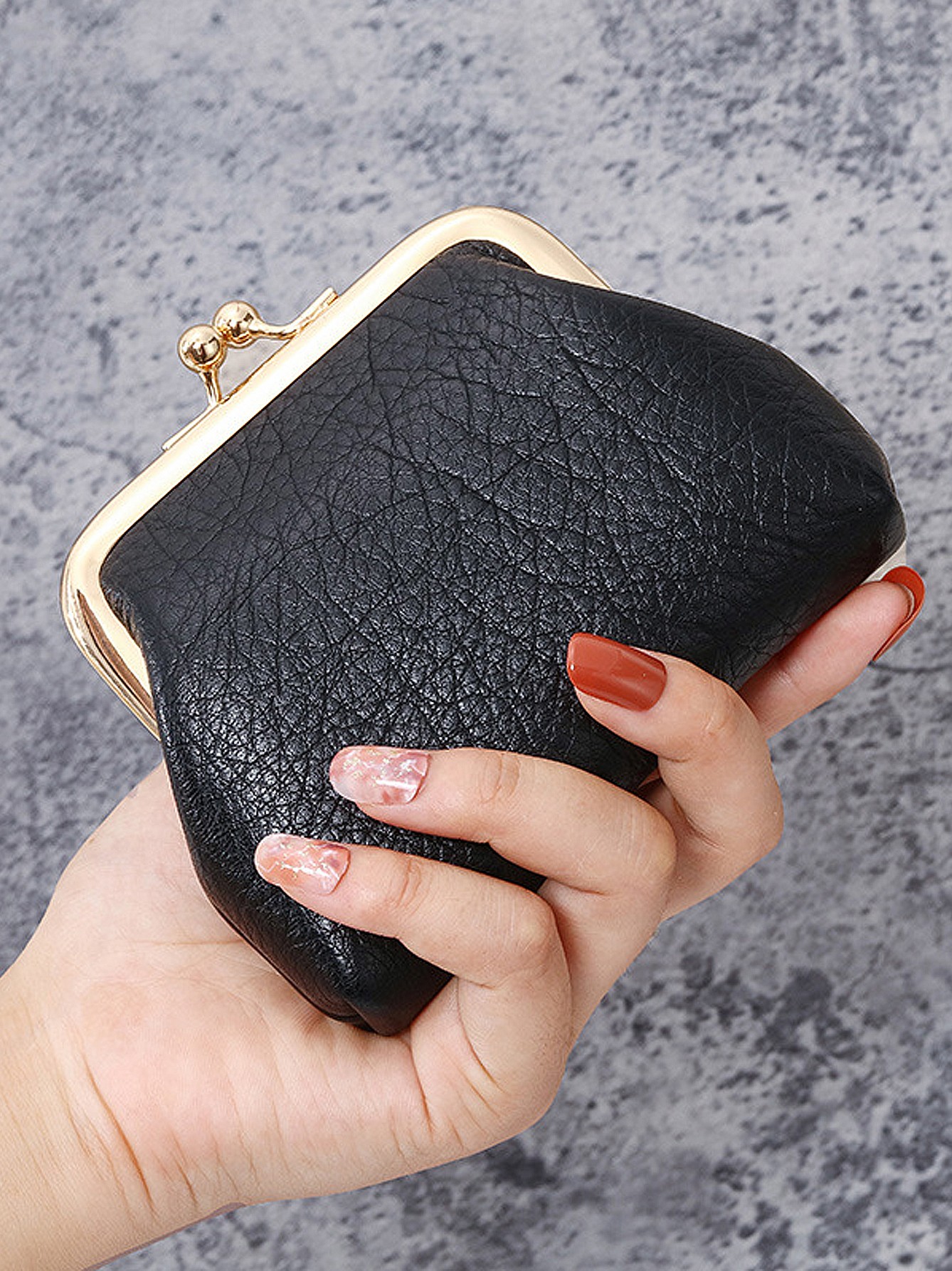 Metal Detail Clutch
