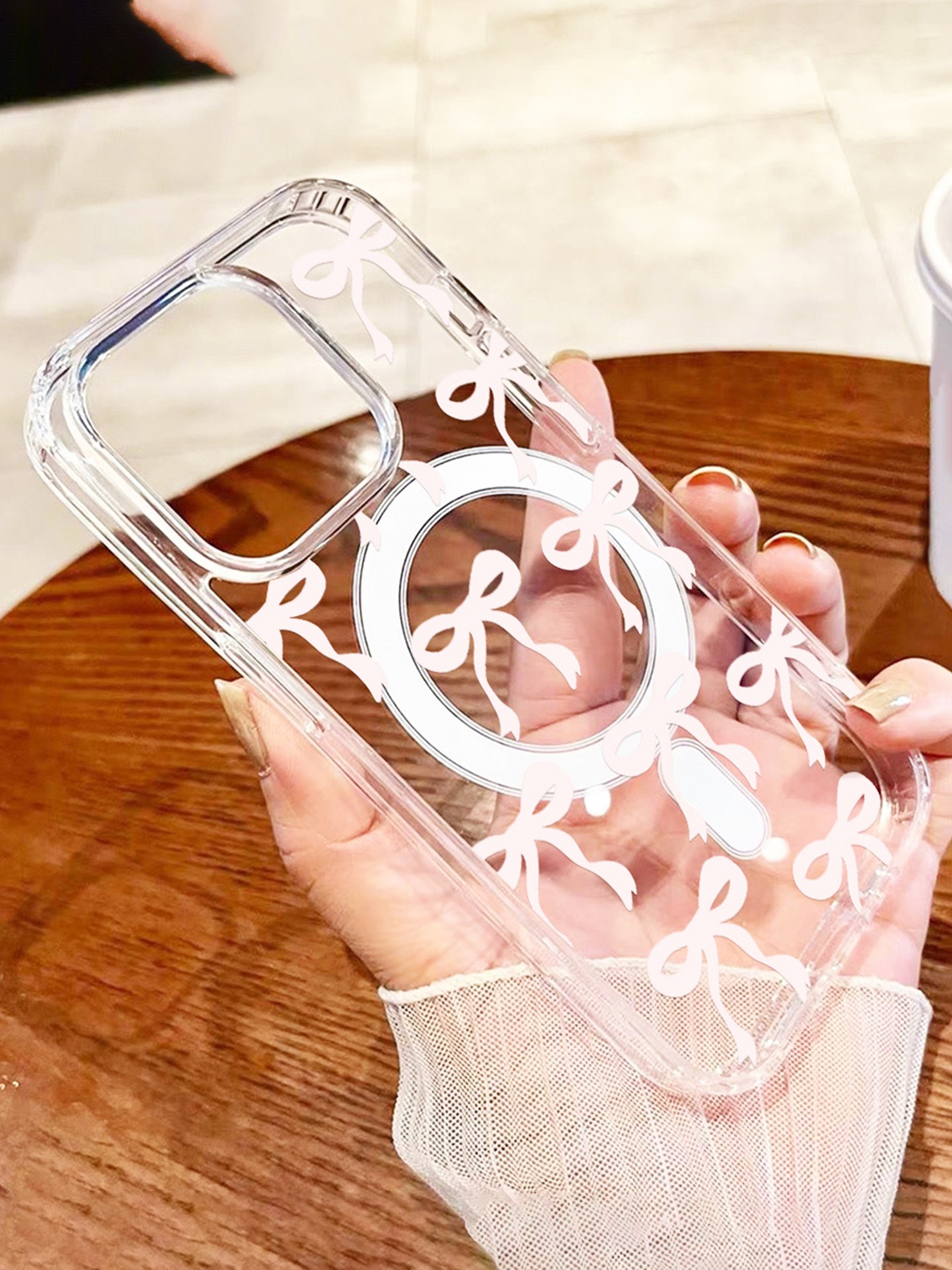 Magnetic Bow Phone Case