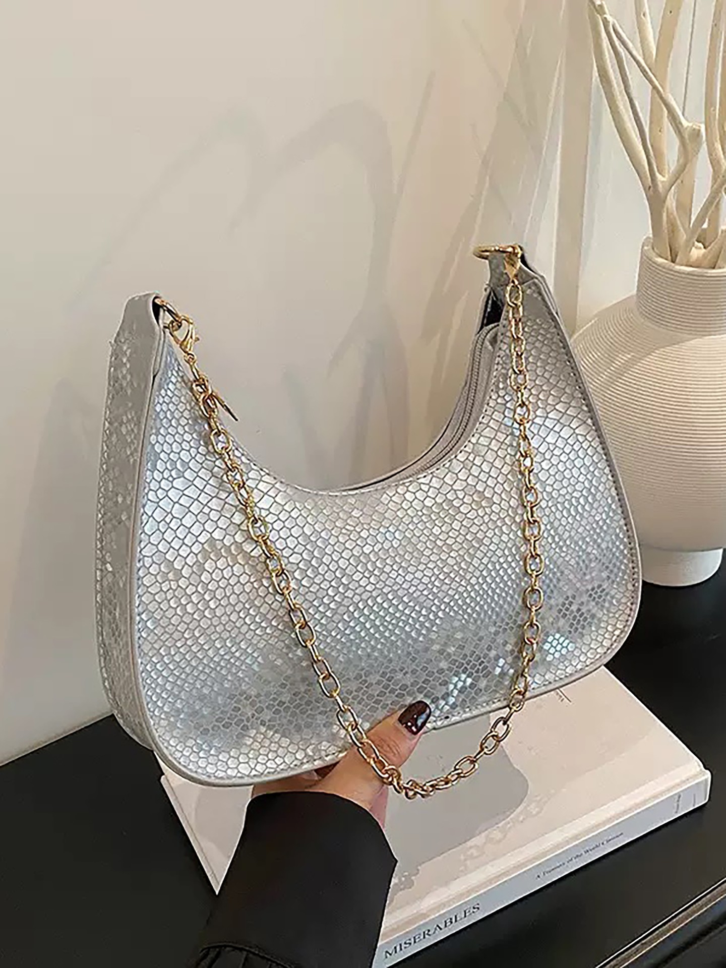 Chain Shoulder Bag