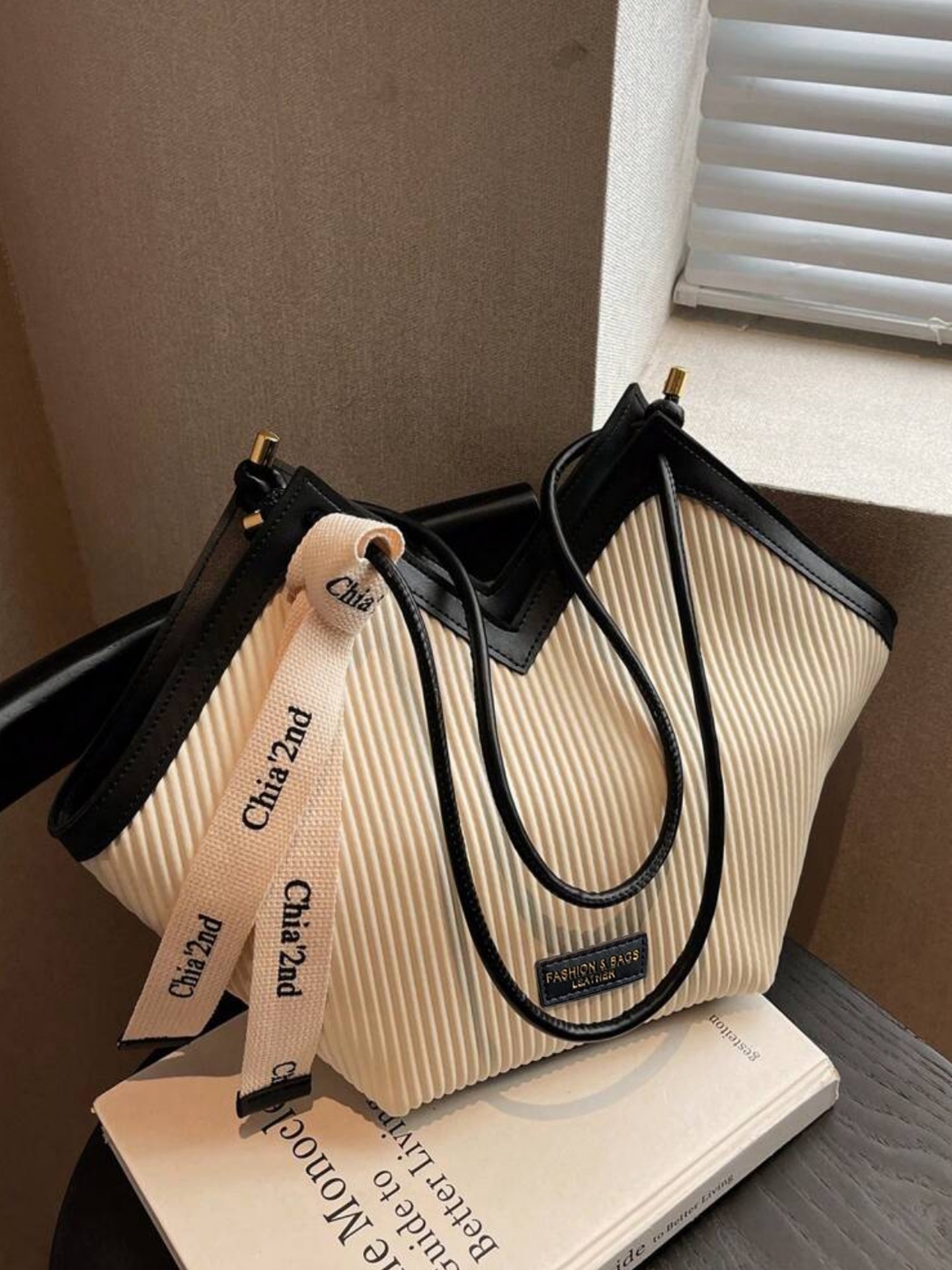 Sash Totes Bag