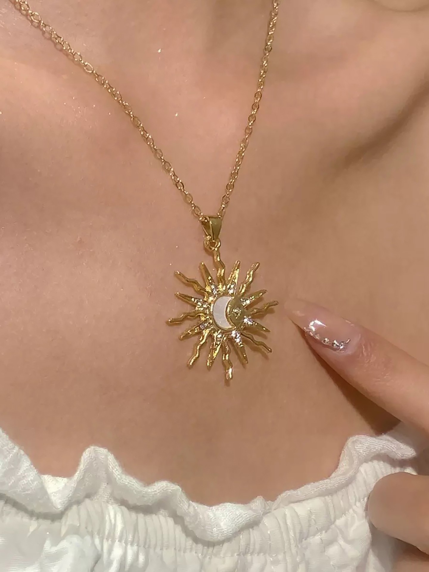 Moon Artificial jewellery - Pendant Necklace