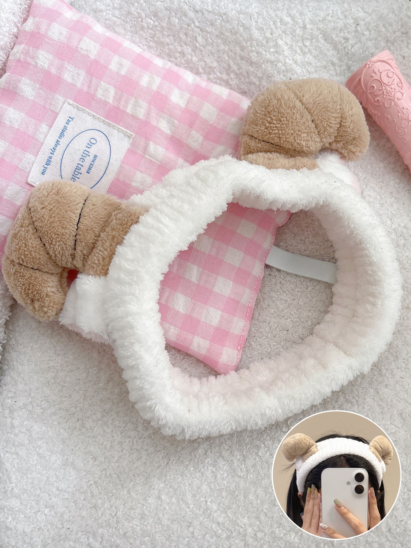 Croissant-shaped Headband