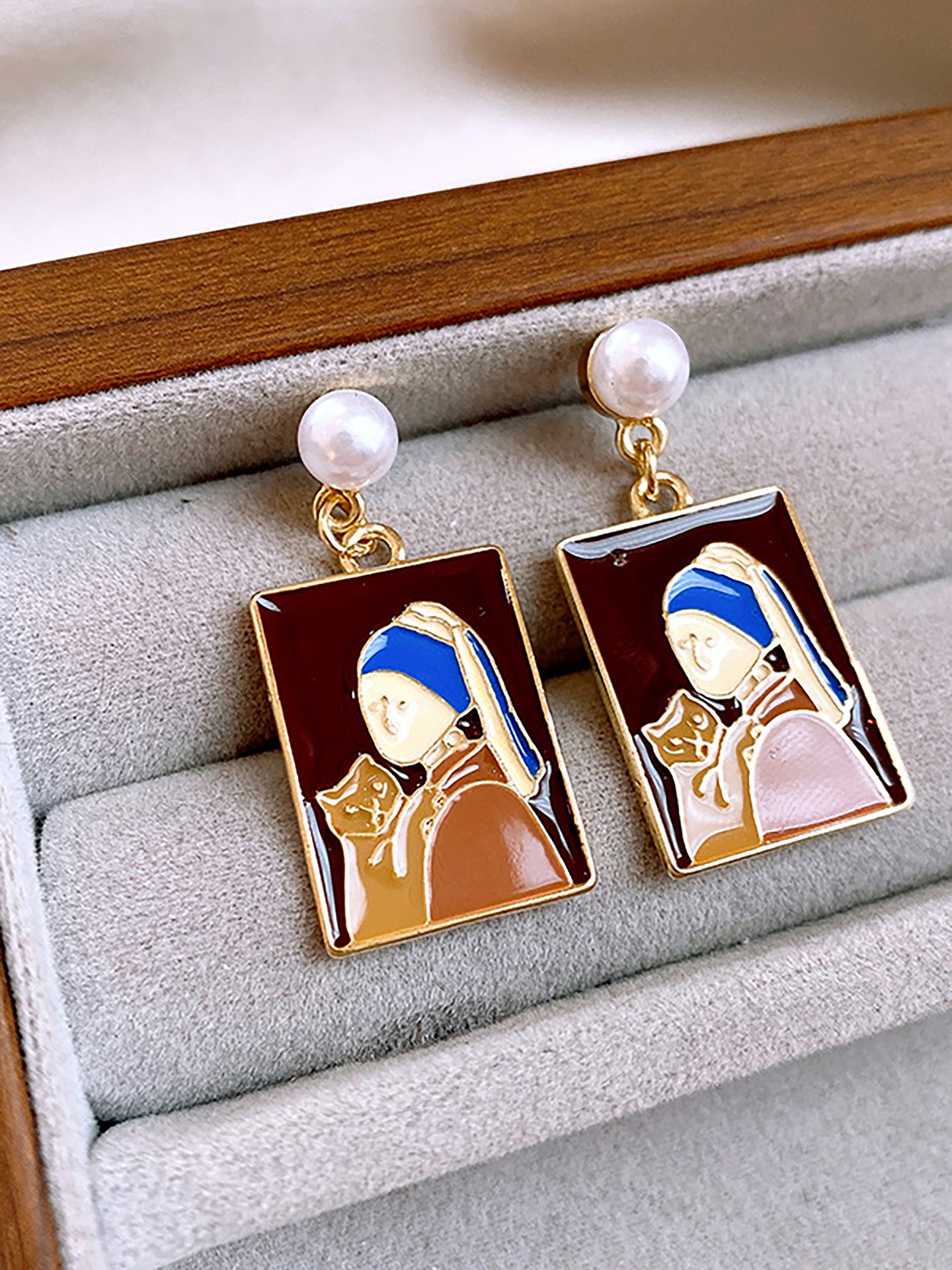 Face Artificial Jewellery - Dangle