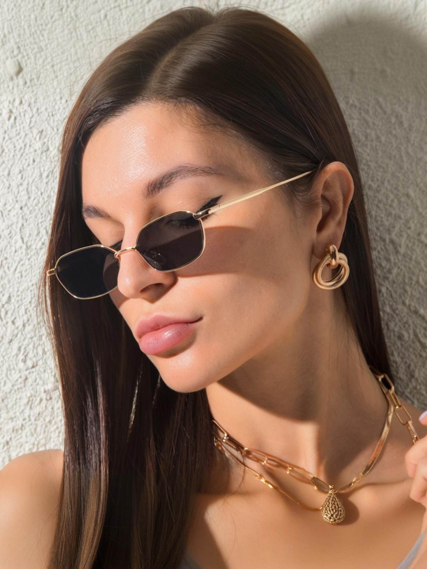 Solid Retro Sunglasses