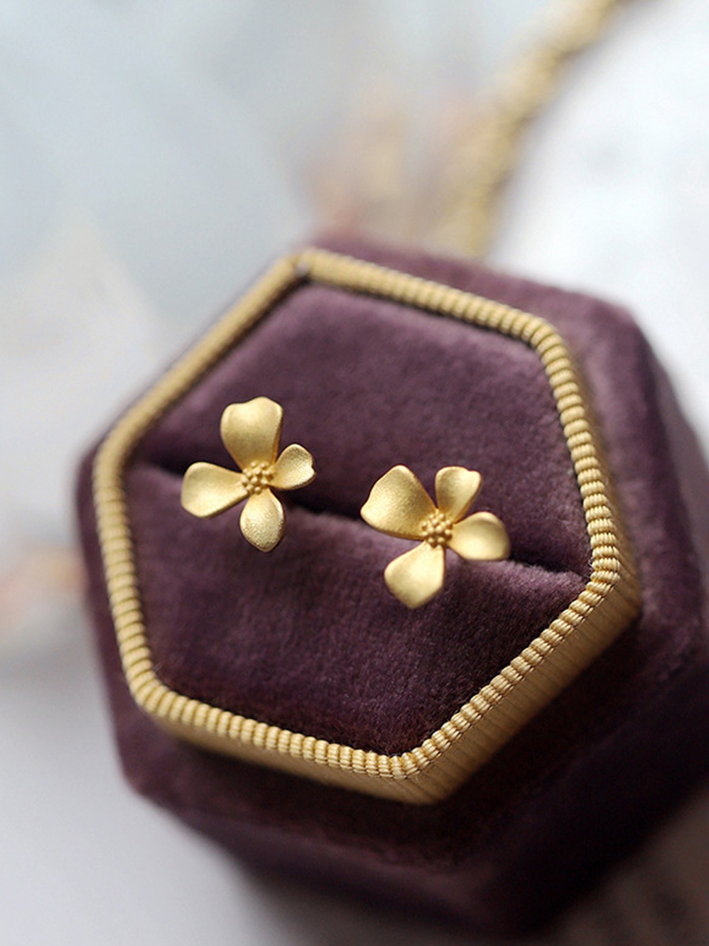 Flowers Artificial Jewellery - Stud