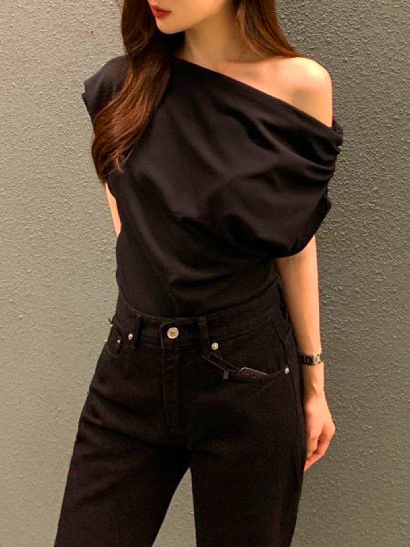 Asymmetric Pullover T-Shirt