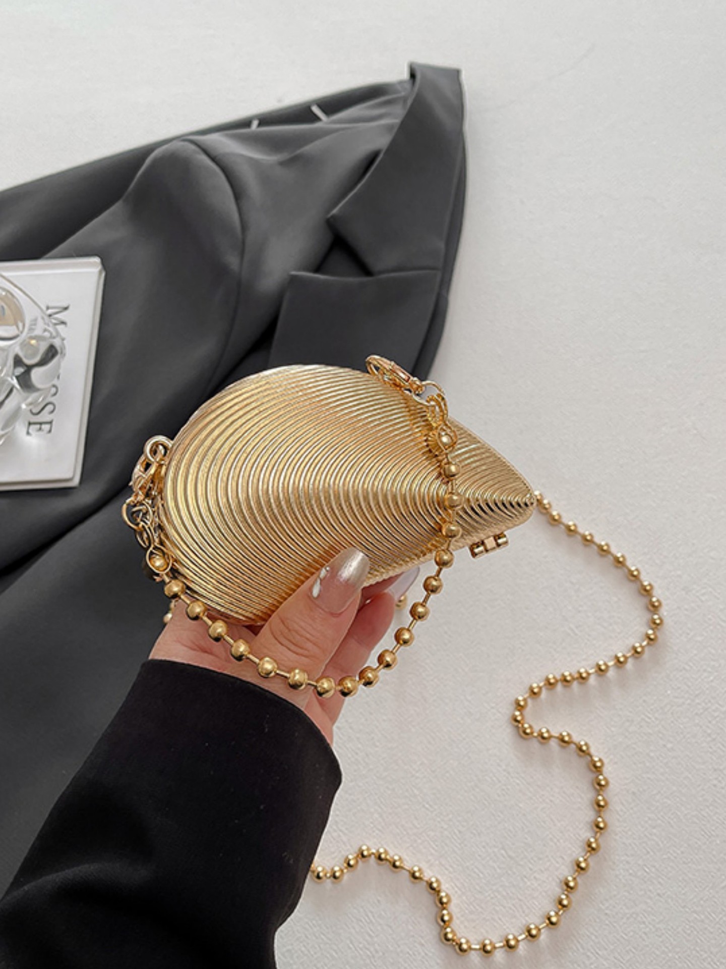 Shell Crossbody Bag